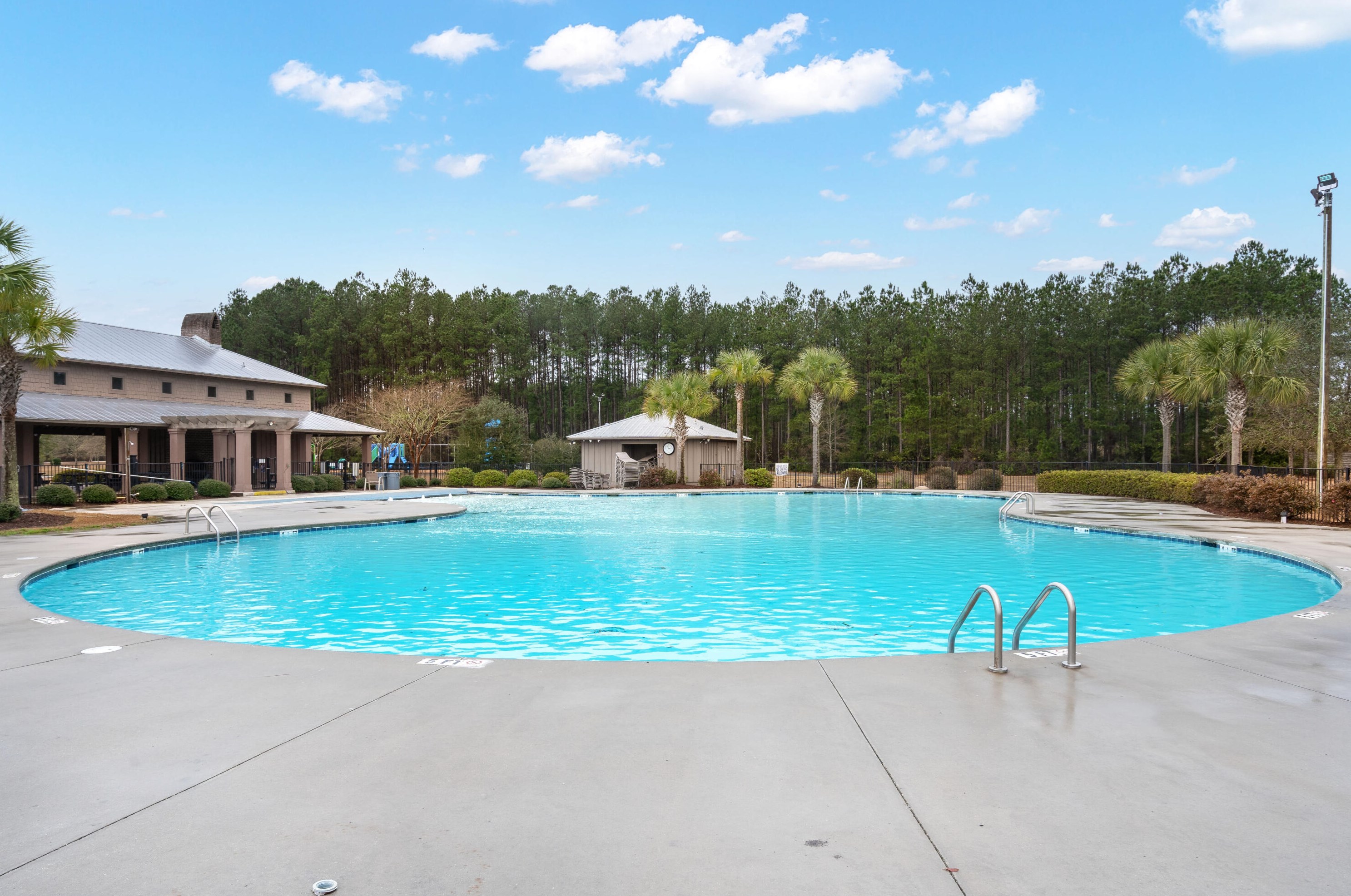 202 Decatur Dr, Summerville SC  29483-5342 exterior