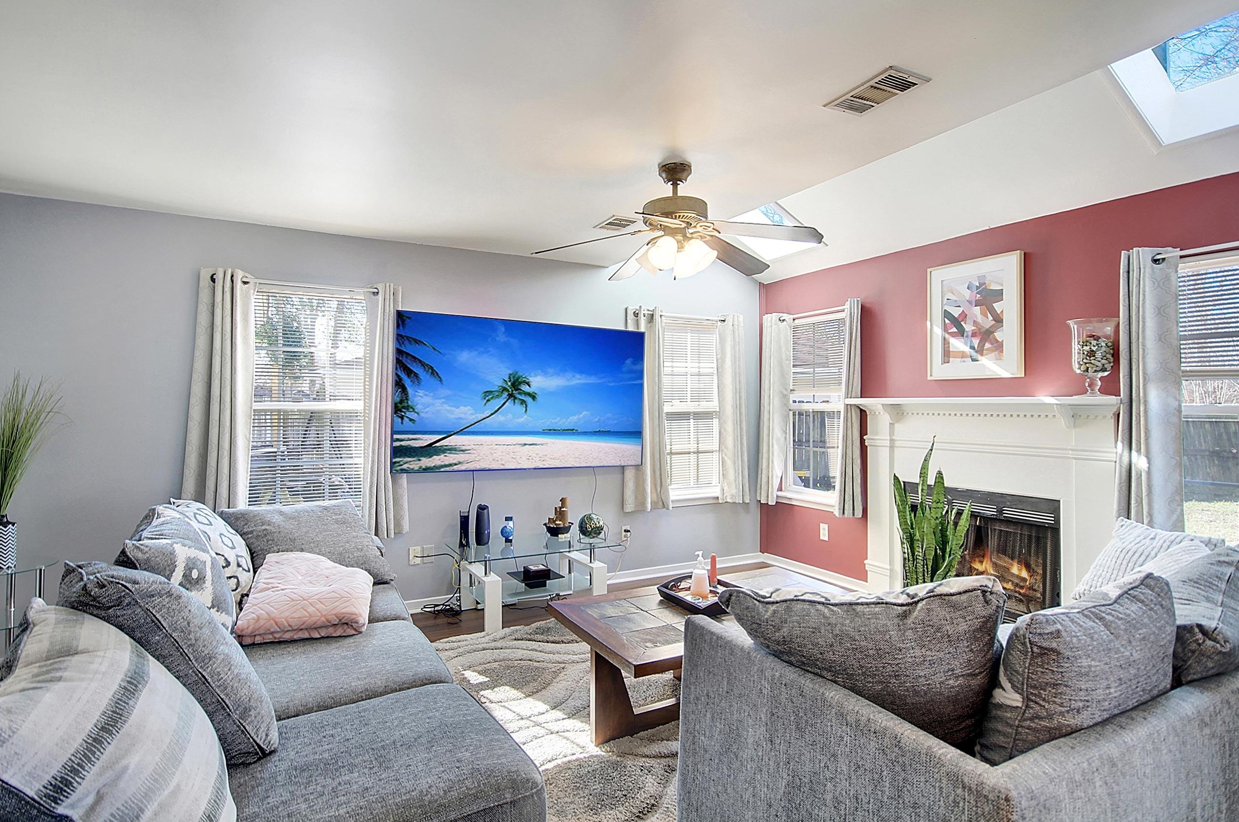 8300 Pleasant Ridge Dr, Charleston, SC 29420-8324