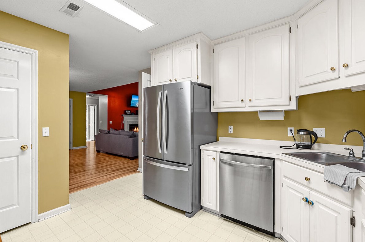 102 Dowling Ave, Walterboro SC  29488-3801 exterior