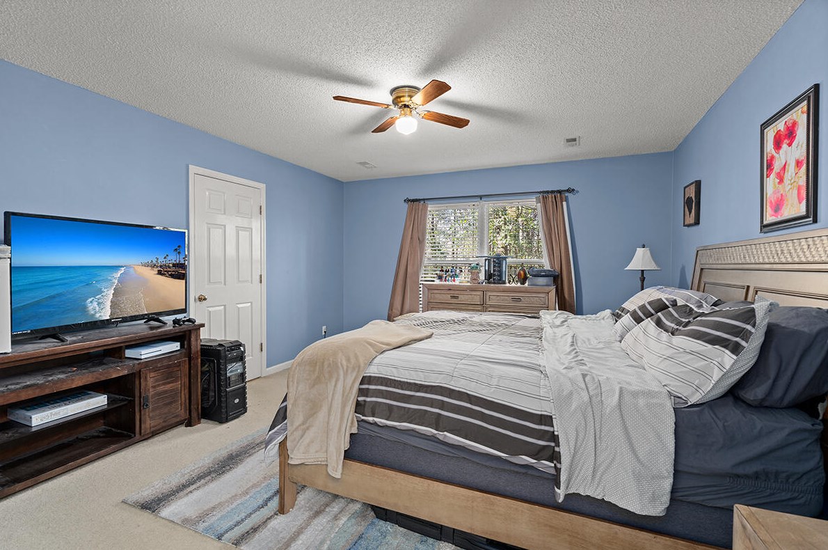102 Dowling Ave, Walterboro SC  29488-3801 exterior