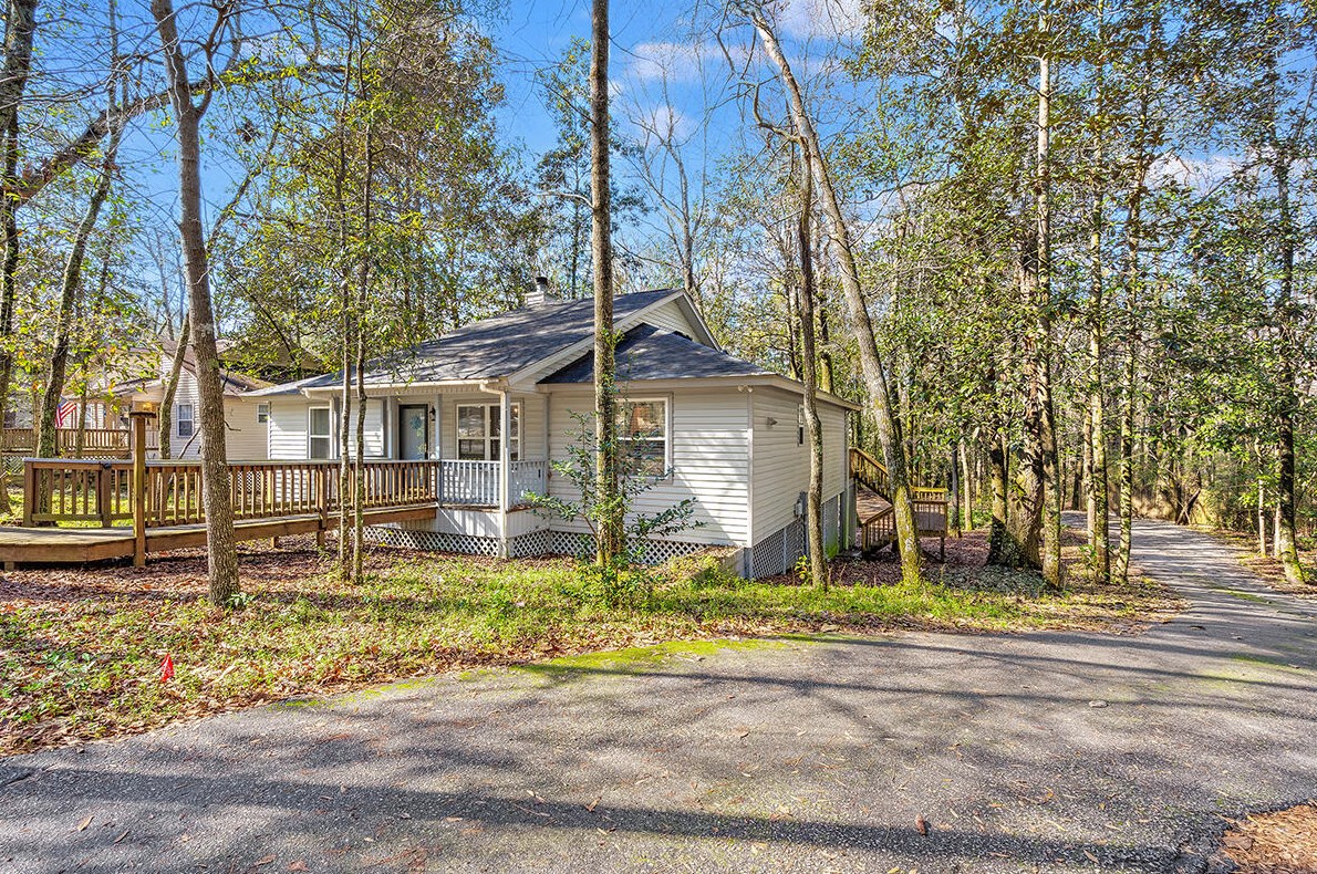 102 Dowling Ave, Walterboro SC  29488-3801 exterior