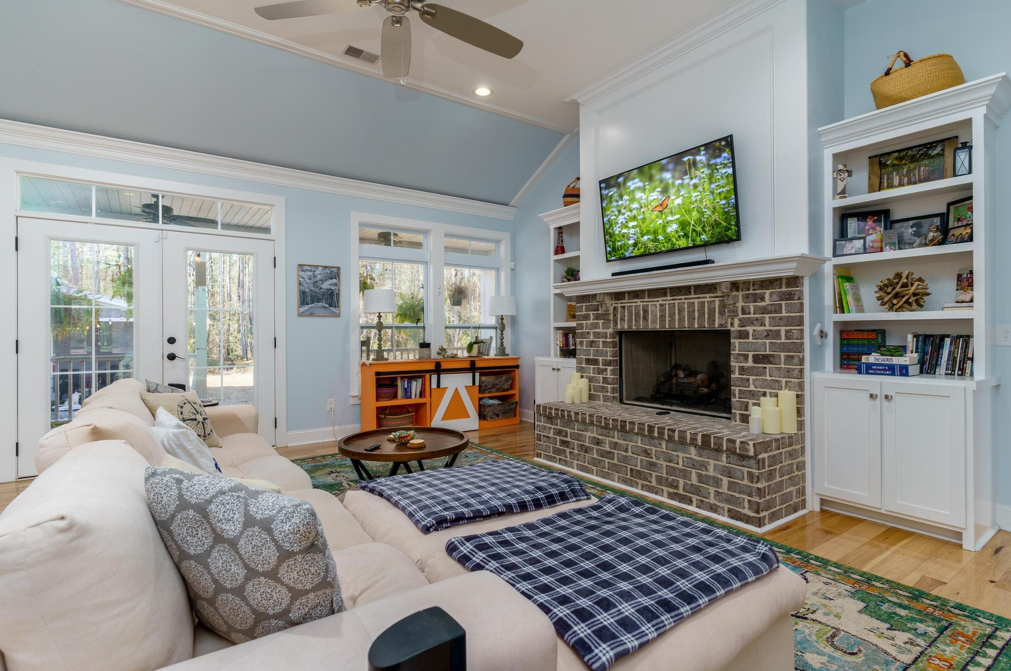 201 Huntington Ct, Walterboro SC  29488-9543 exterior