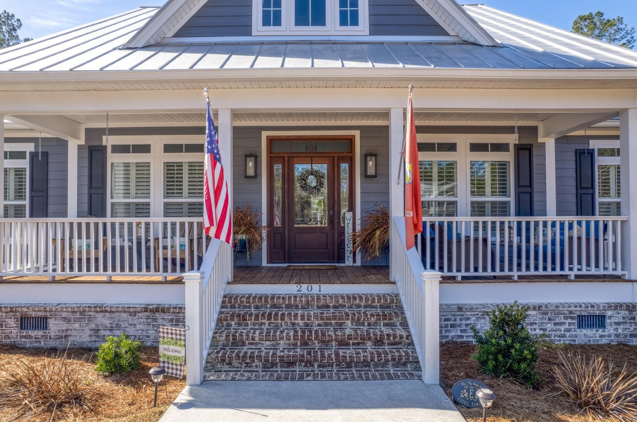 201 Huntington Ct, Walterboro SC  29488-9543 exterior
