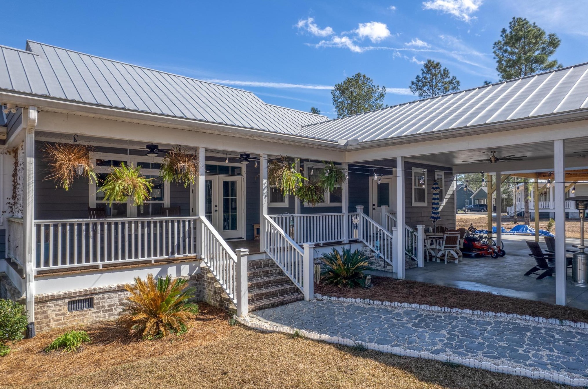 201 Huntington Ct, Walterboro SC  29488-9543 exterior