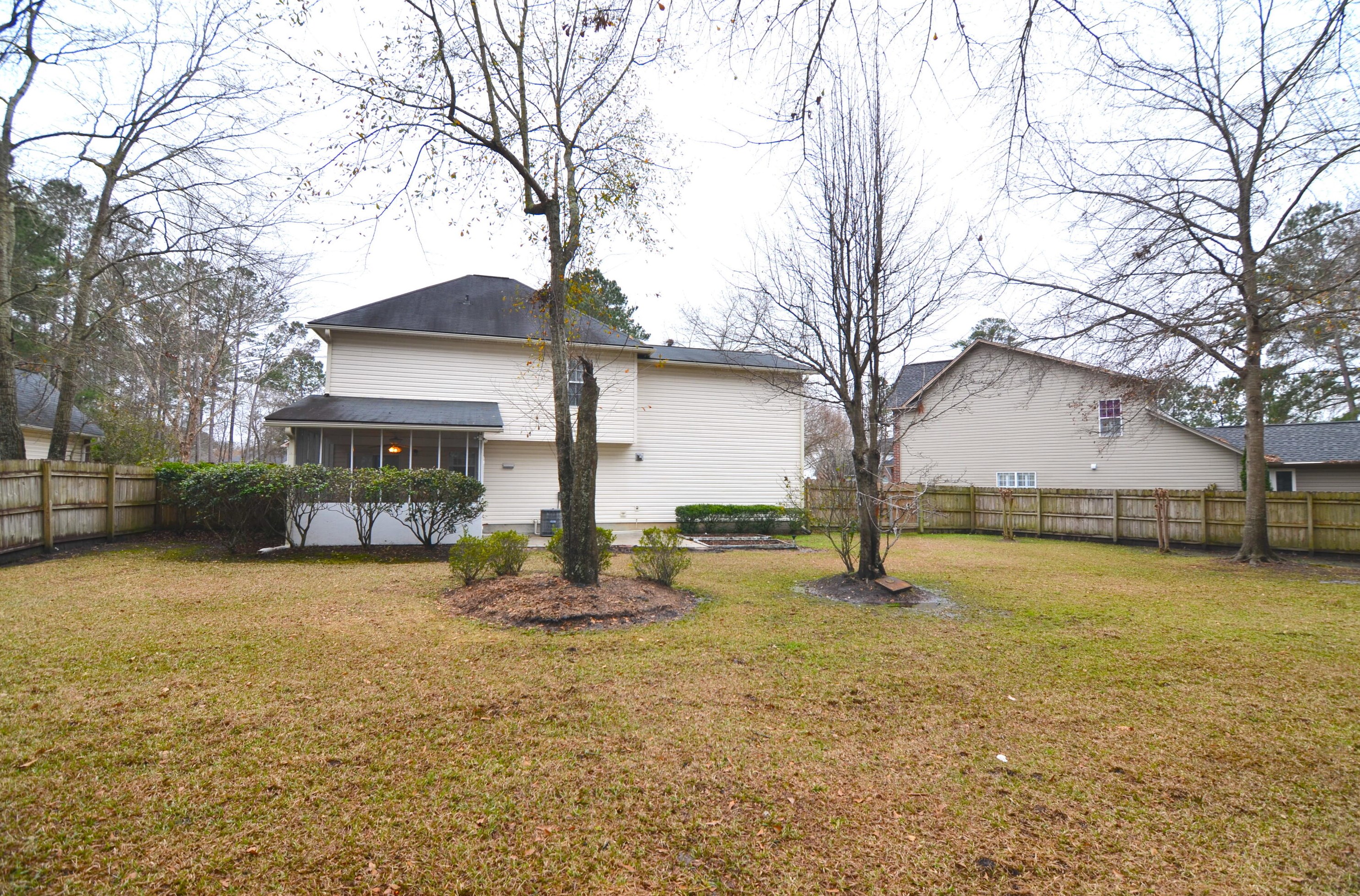 116 Jillian Cir, Charleston SC  29445-7180 exterior