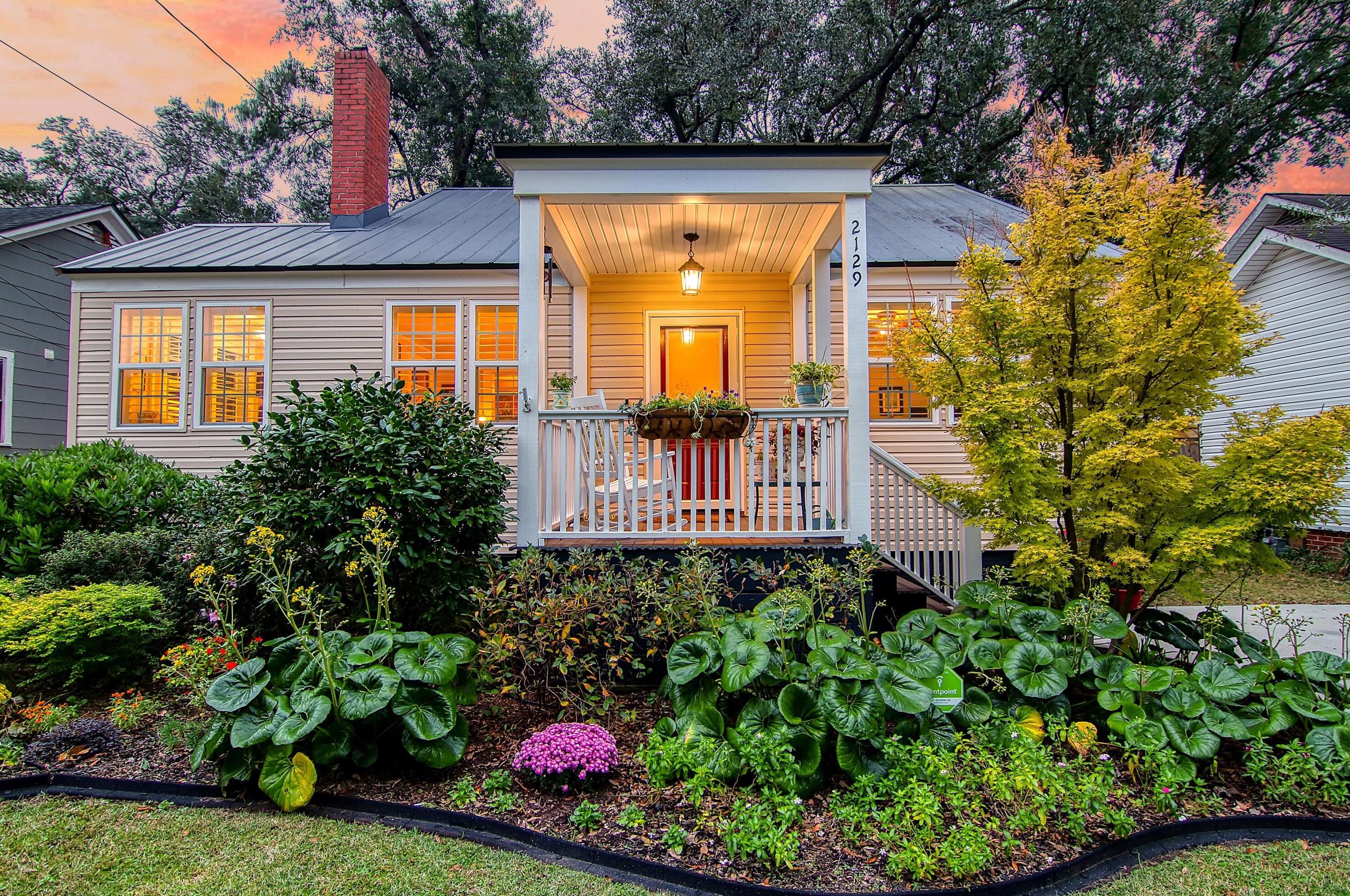 2129 Medway Rd, Charleston, SC 29412-2329