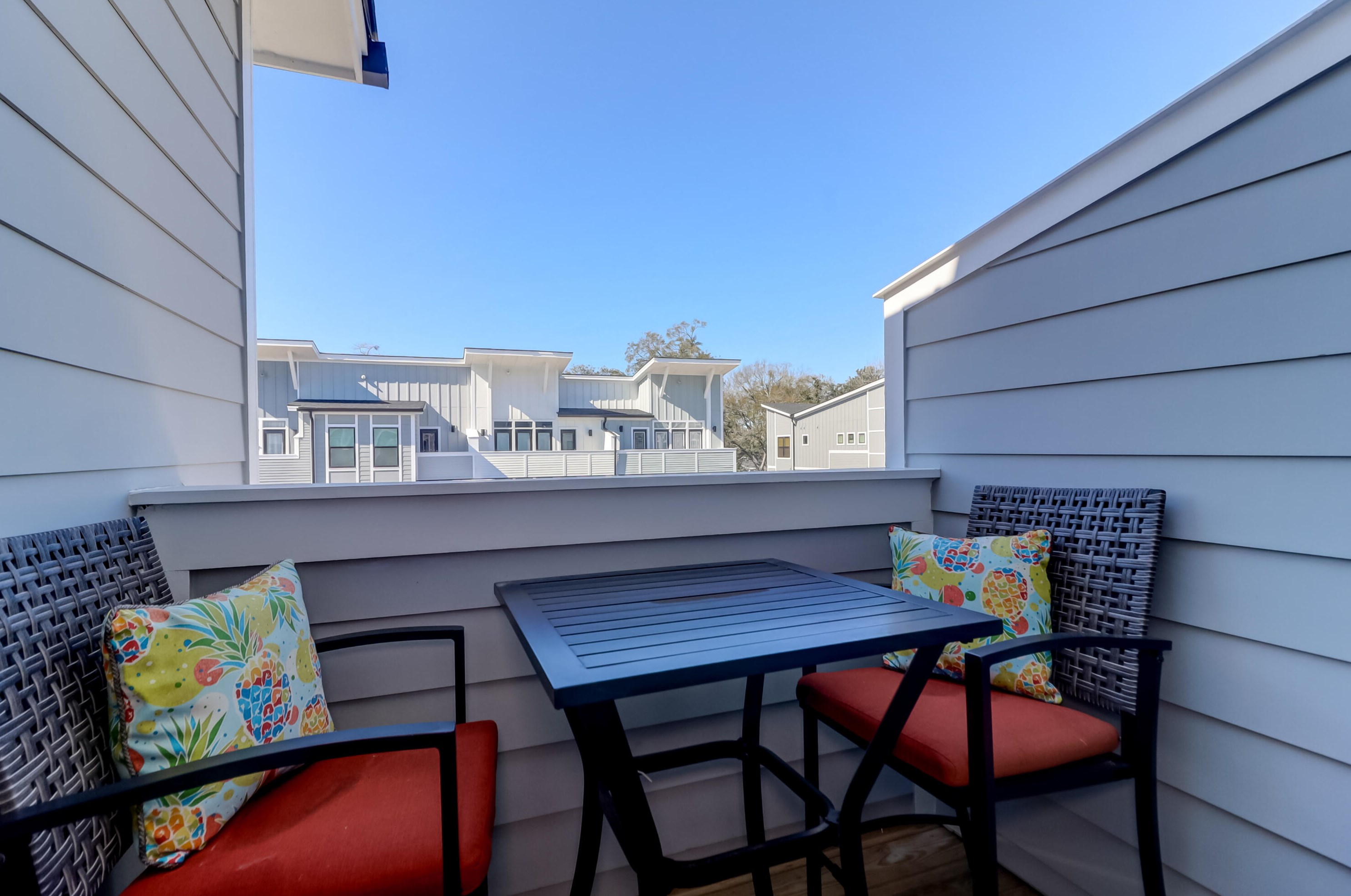 4566 Mixson Ave, Charleston SC  29405-5110 exterior