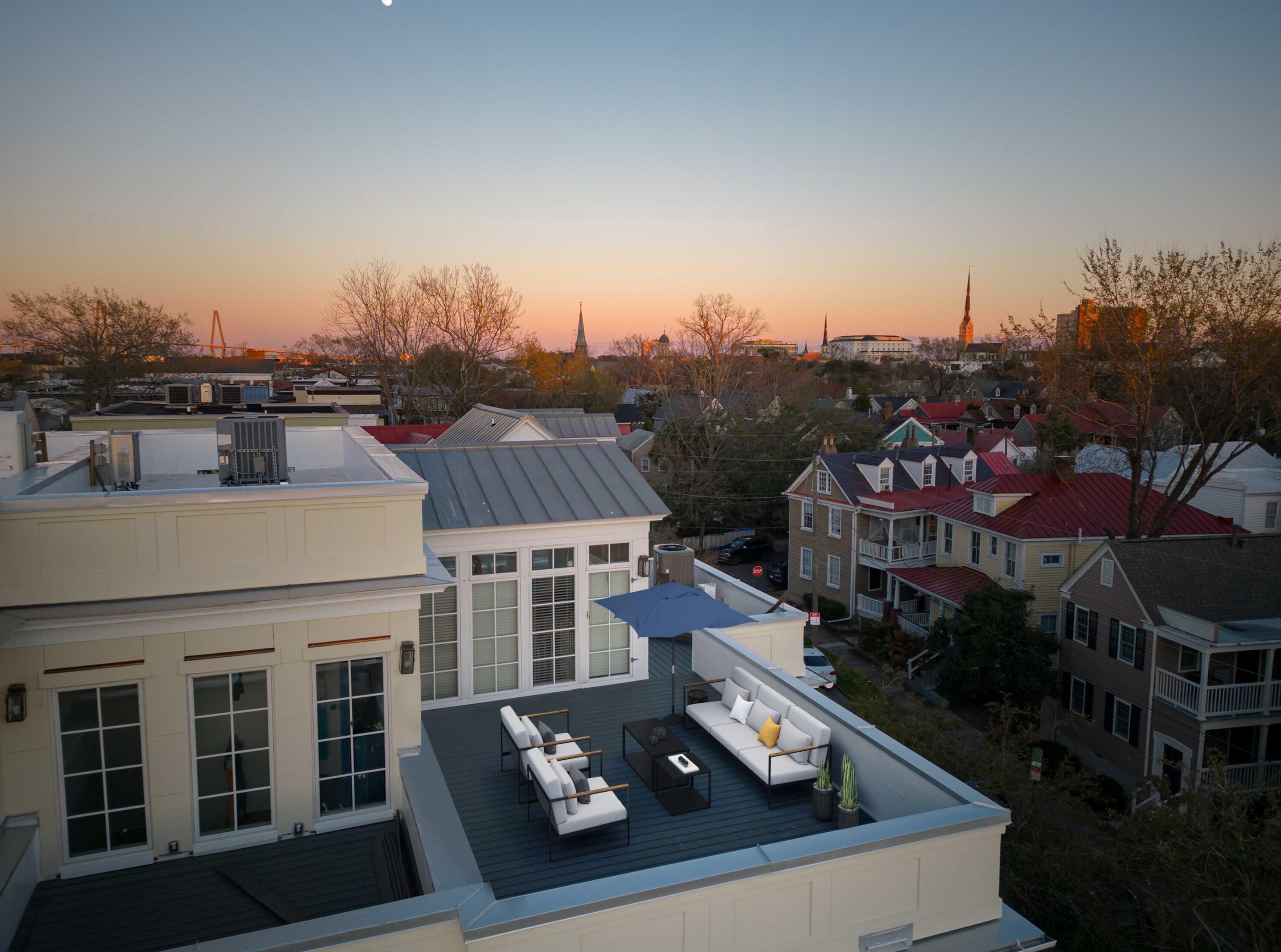 8 Marion St, Charleston, SC 29403-6053