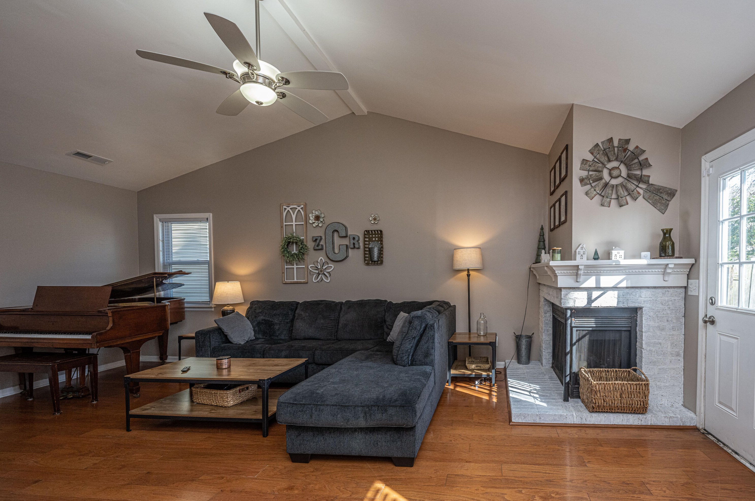 257 Alston Cir, Charleston SC  29445-7502 exterior