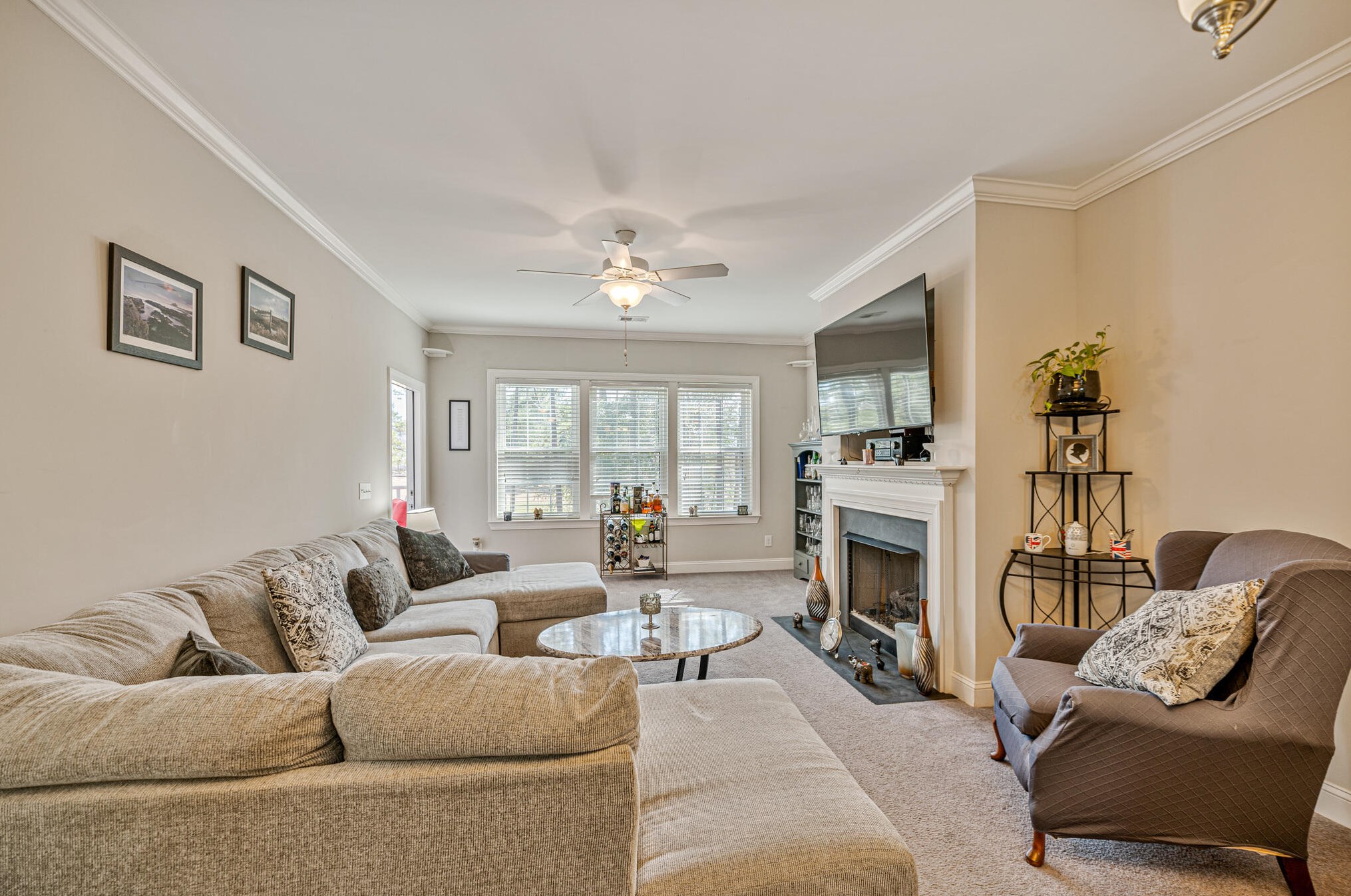 196 Golf View Ln, Summerville, SC 29485-6247