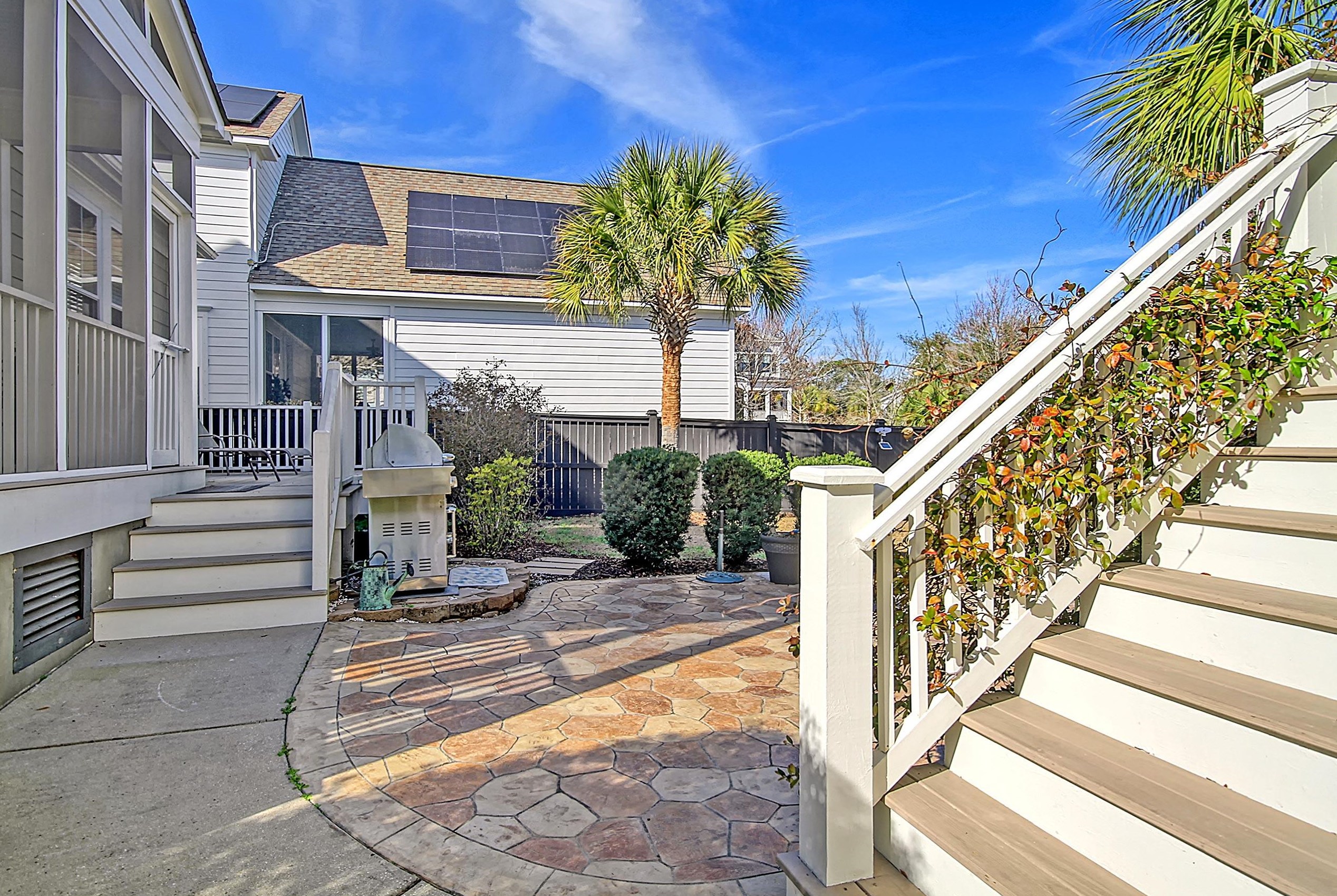 1787 Pierce St, Charleston SC  29492-8476 exterior