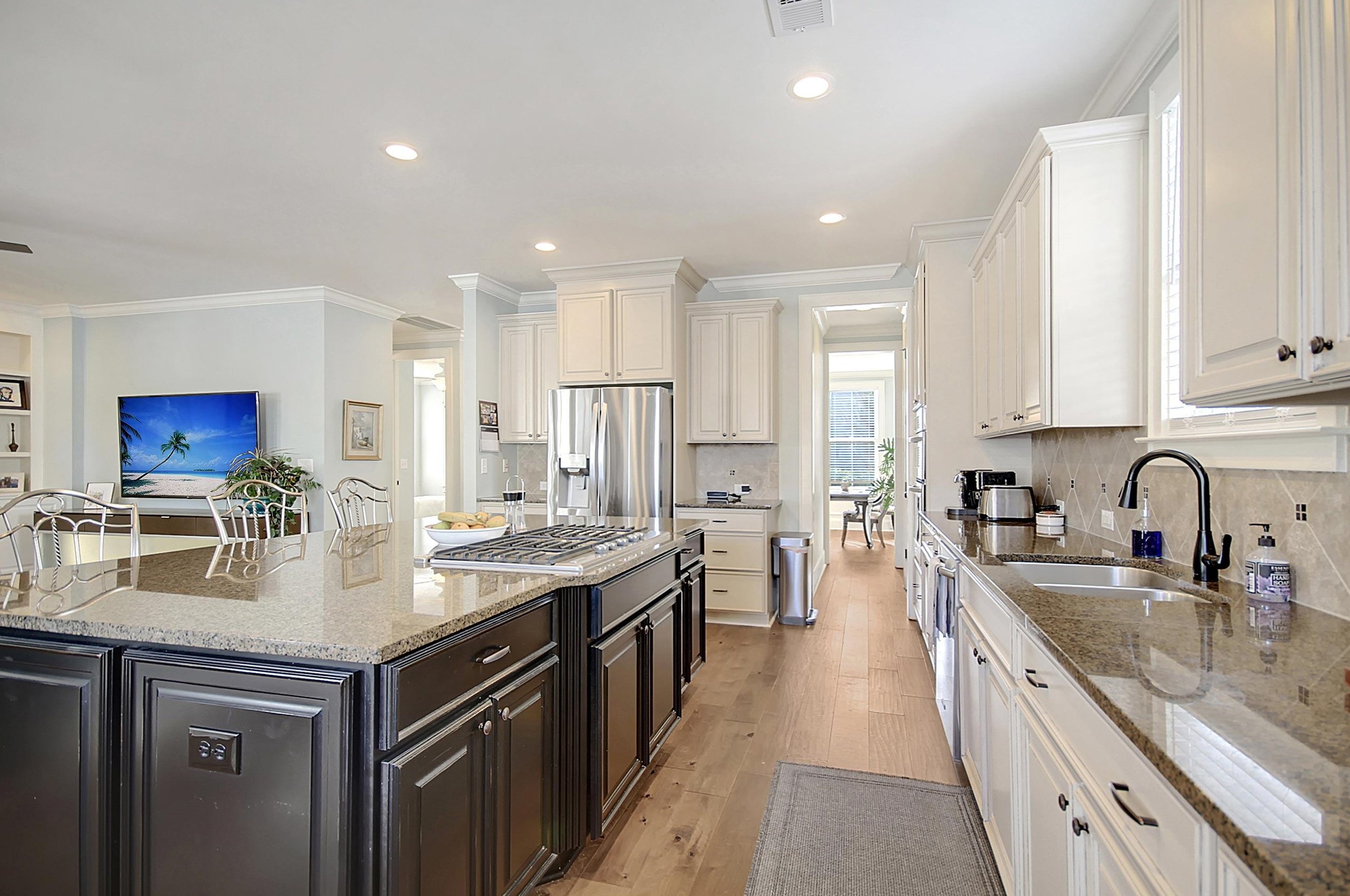 1787 Pierce St, Charleston SC  29492-8476 exterior