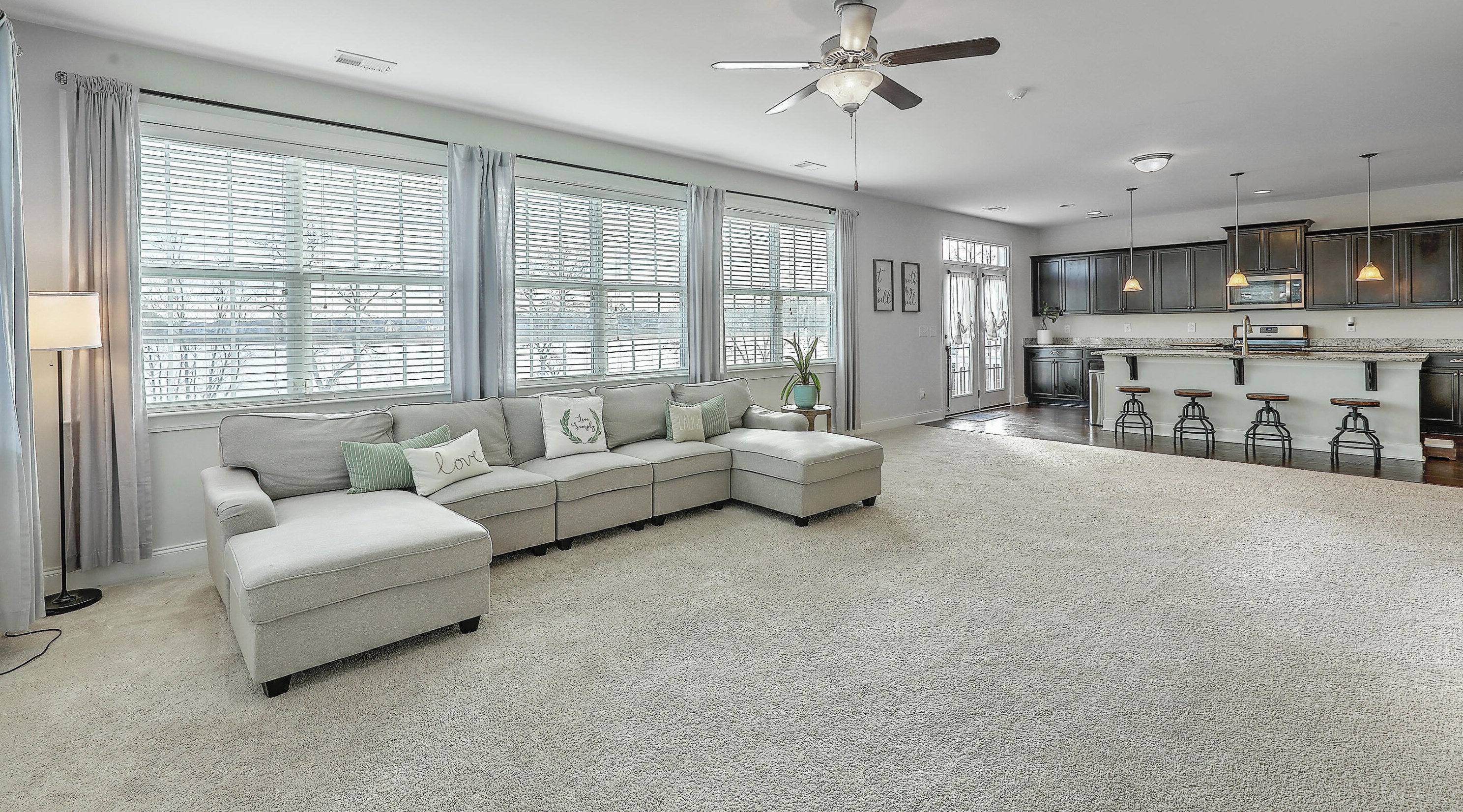 533 Pendleton Dr, Moncks Corner SC  29461-8872 exterior