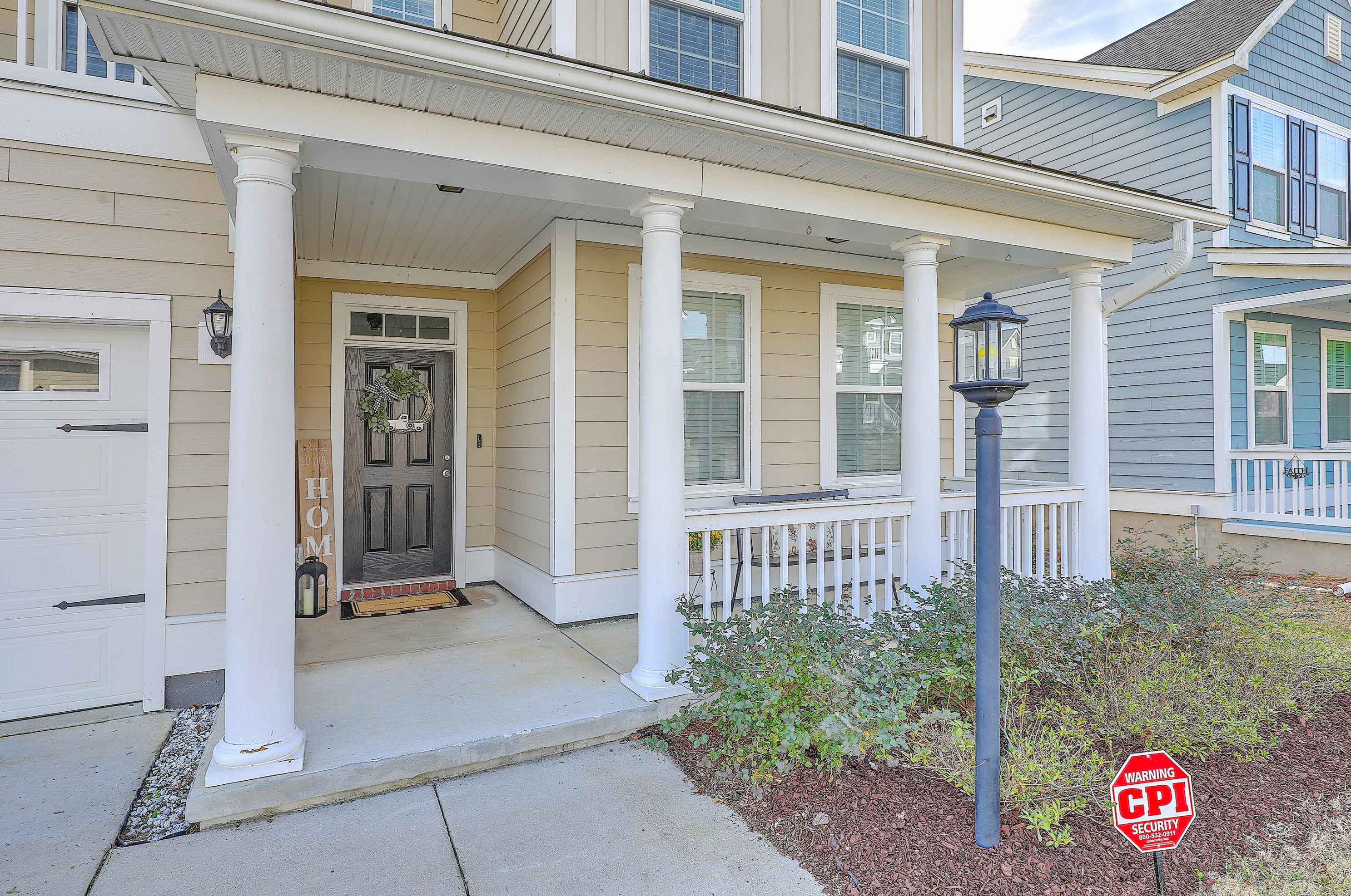 533 Pendleton Dr, Moncks Corner SC  29461-8872 exterior