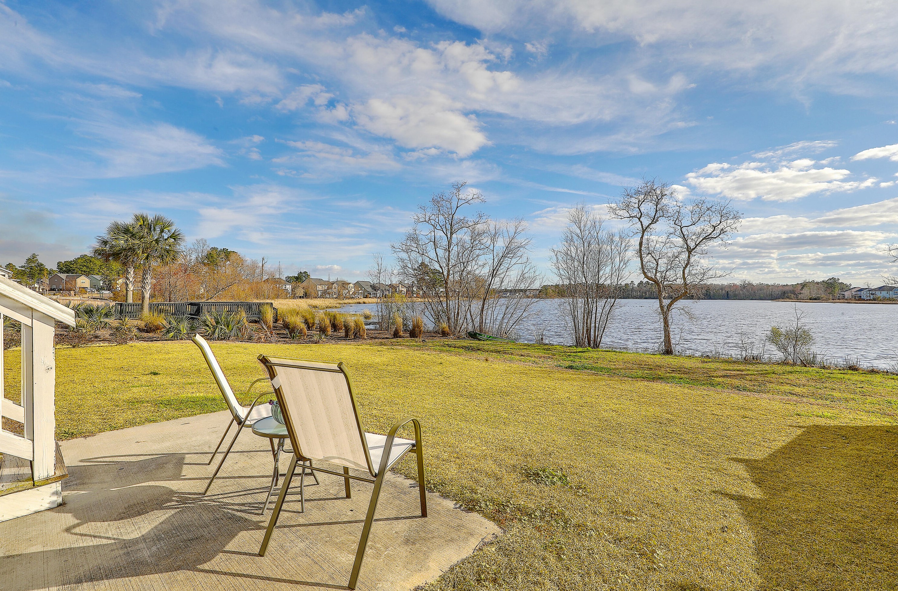 533 Pendleton Dr, Moncks Corner SC  29461-8872 exterior
