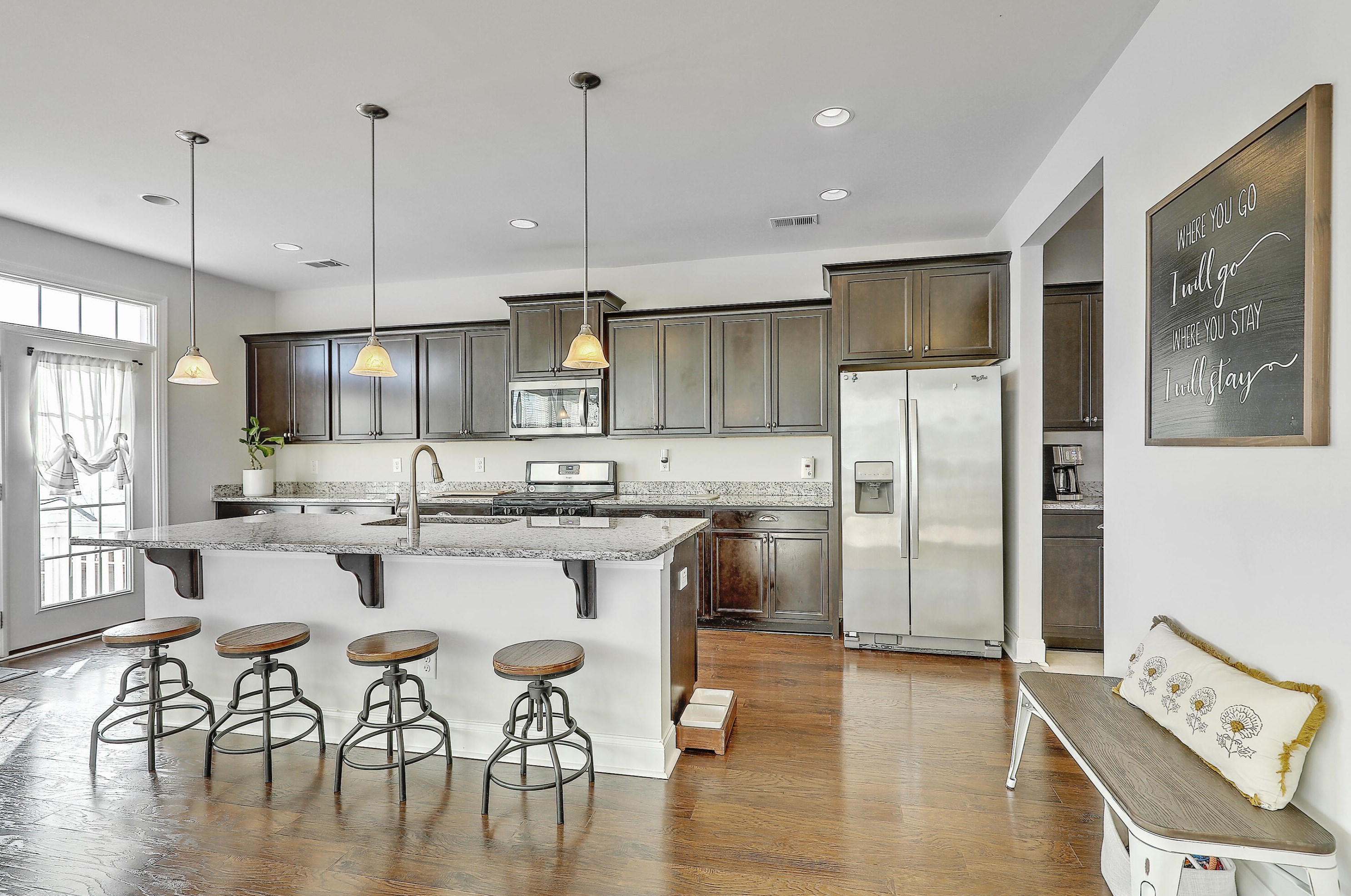 533 Pendleton Dr, Moncks Corner SC  29461-8872 exterior