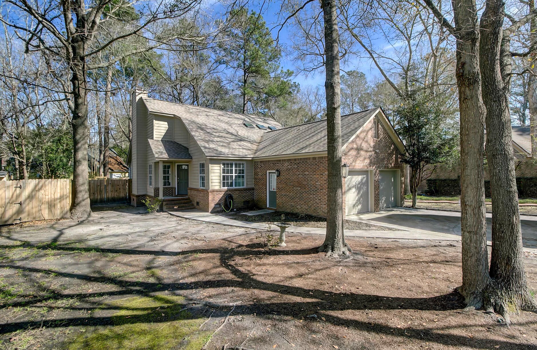 7883 Sabalridge Dr, Charleston, SC 29418-2230