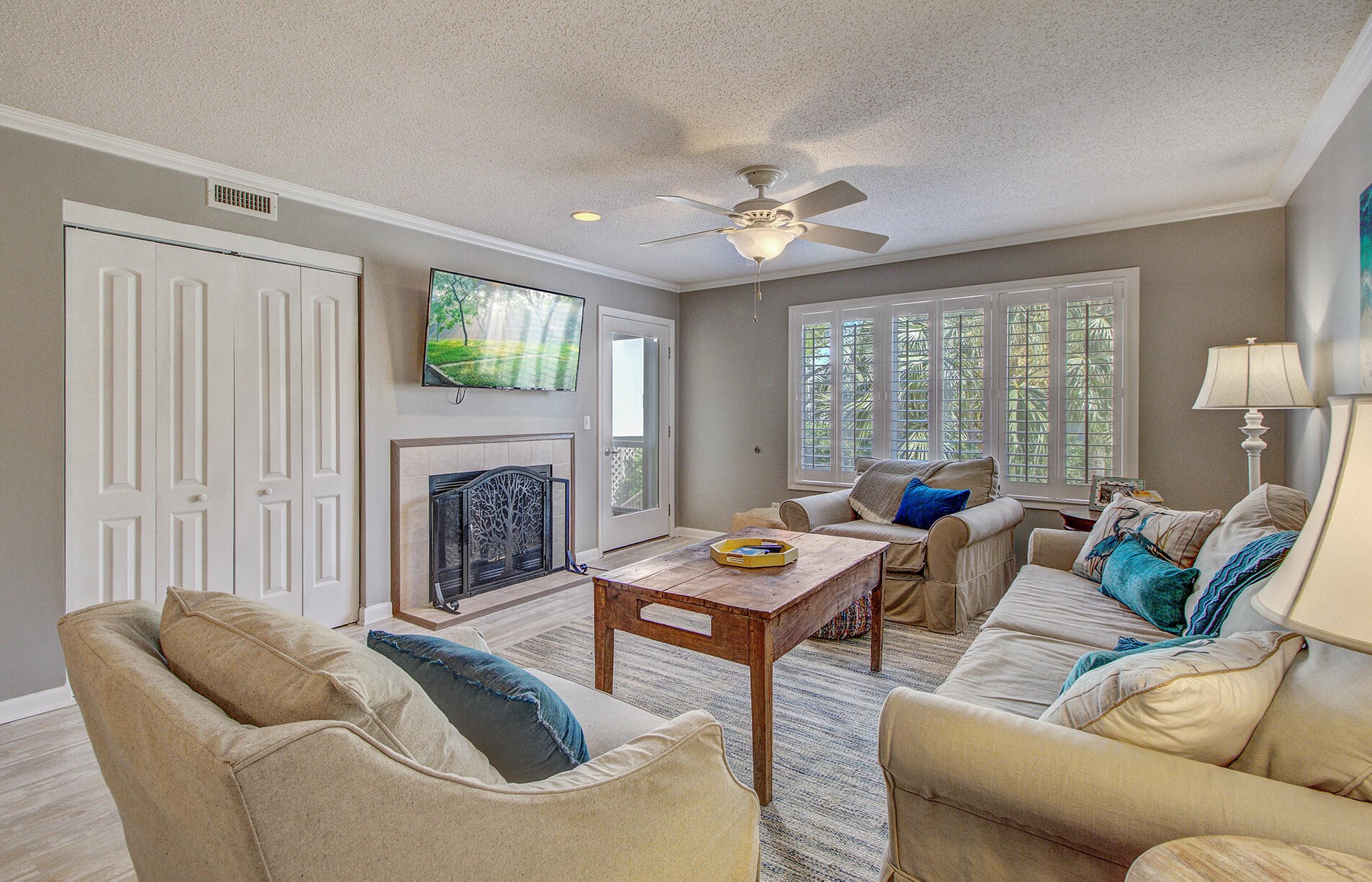307 Yacht Harbor Ct, Isle of Palms, SC 29451