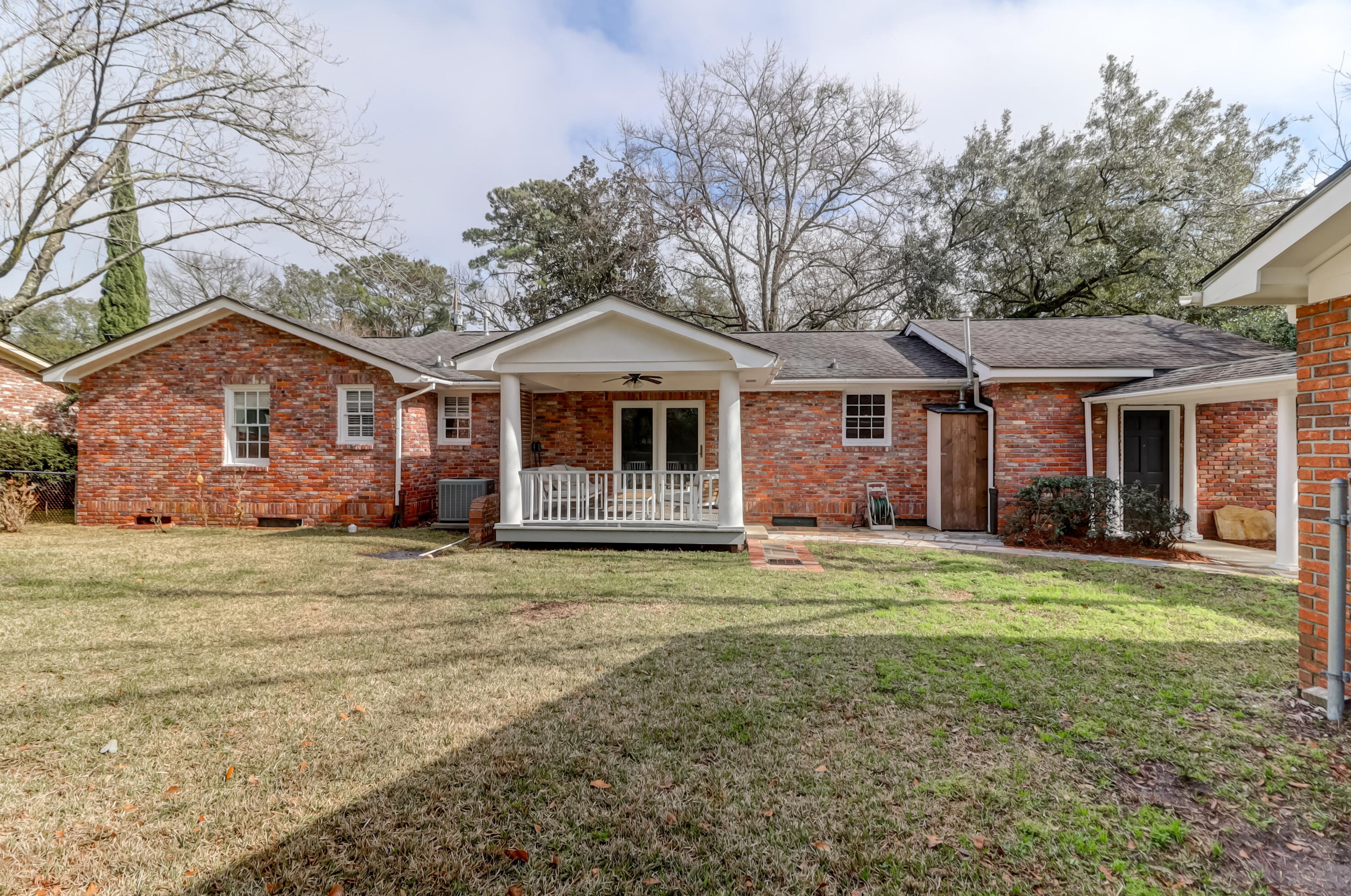 1581 Teague St, Charleston SC  29407-5022 exterior