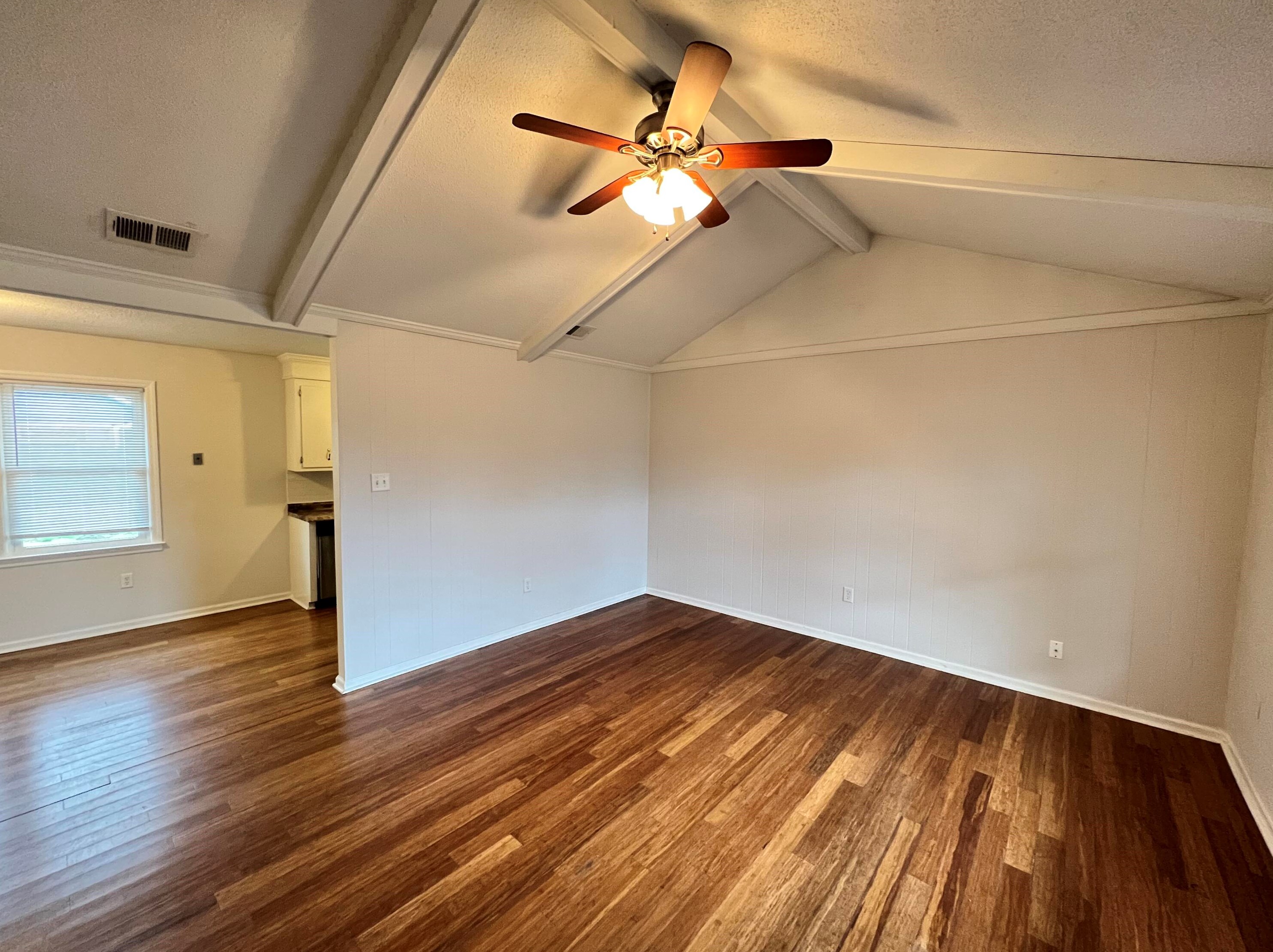 101 Gatehouse Dr, Summerville, SC 29483