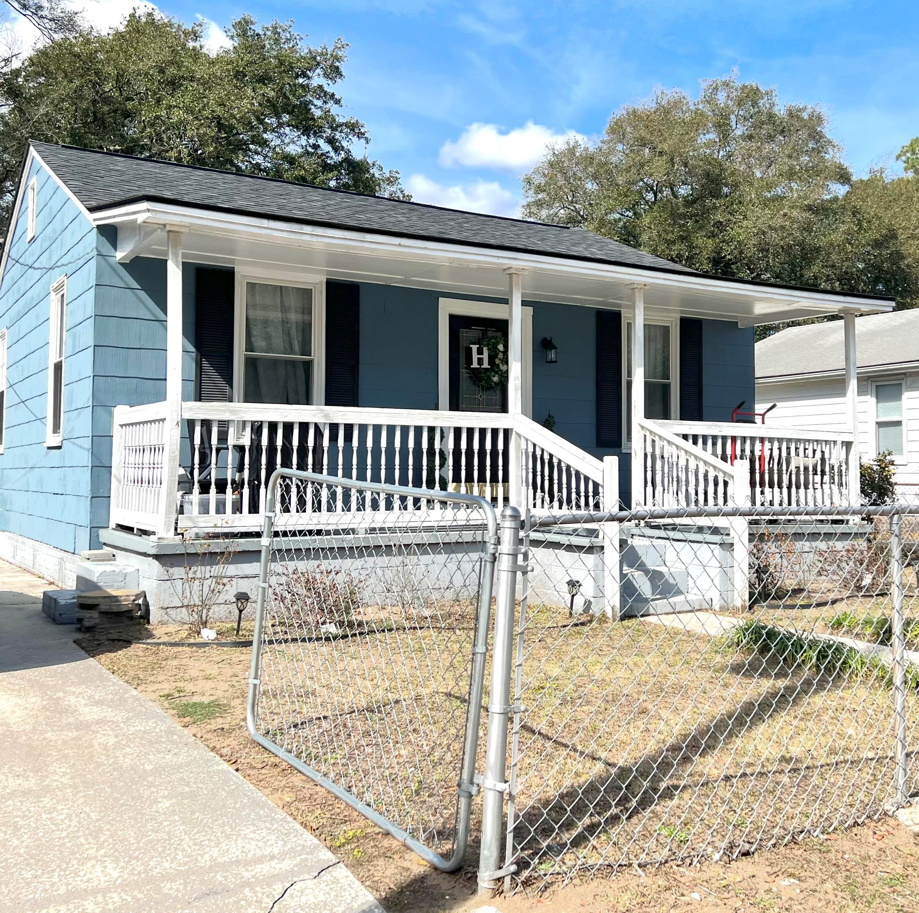 2370 Suffolk St, Charleston, SC 29405