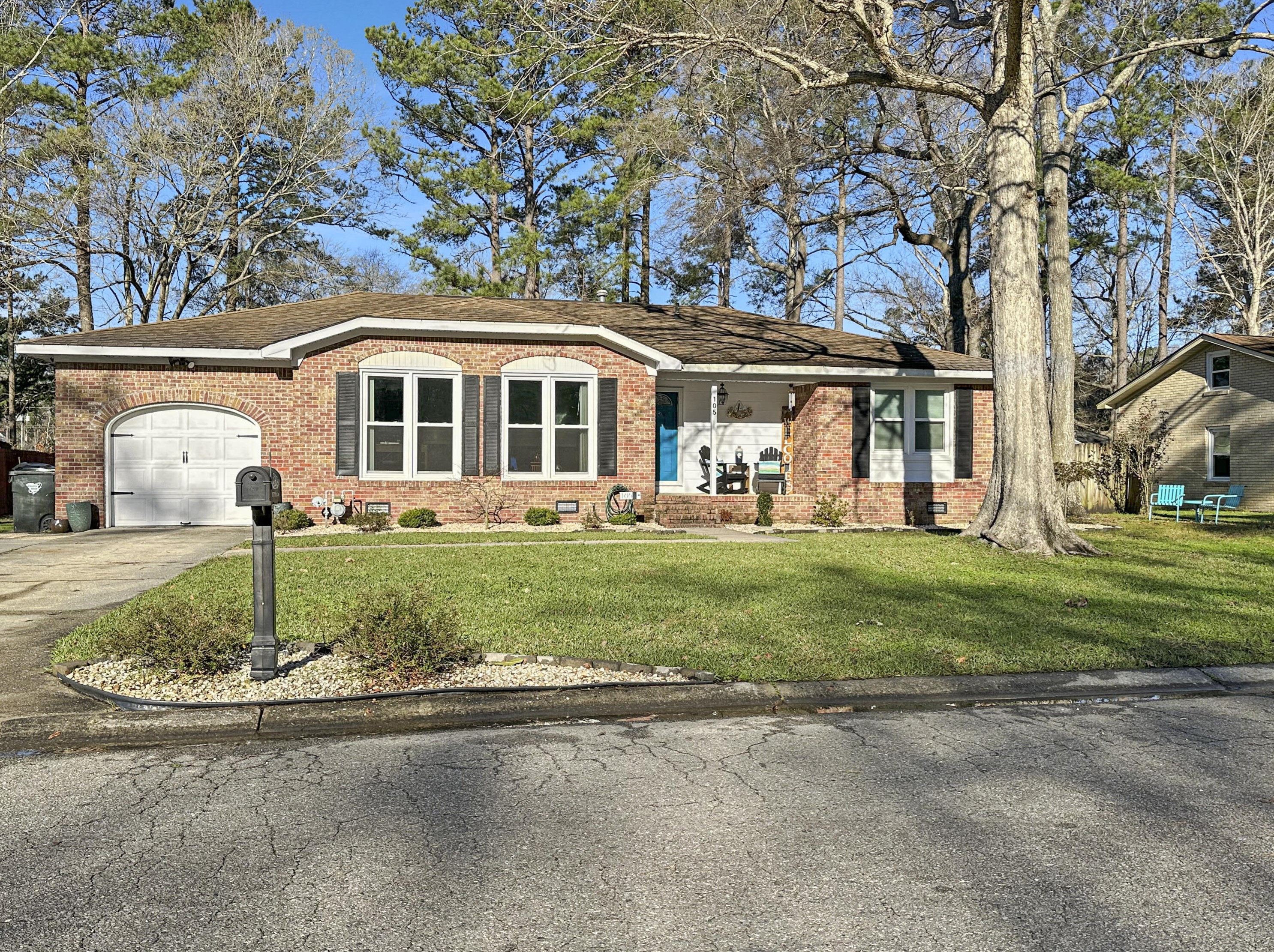 105 Tiffany Ln, Summerville, SC 29485-4617