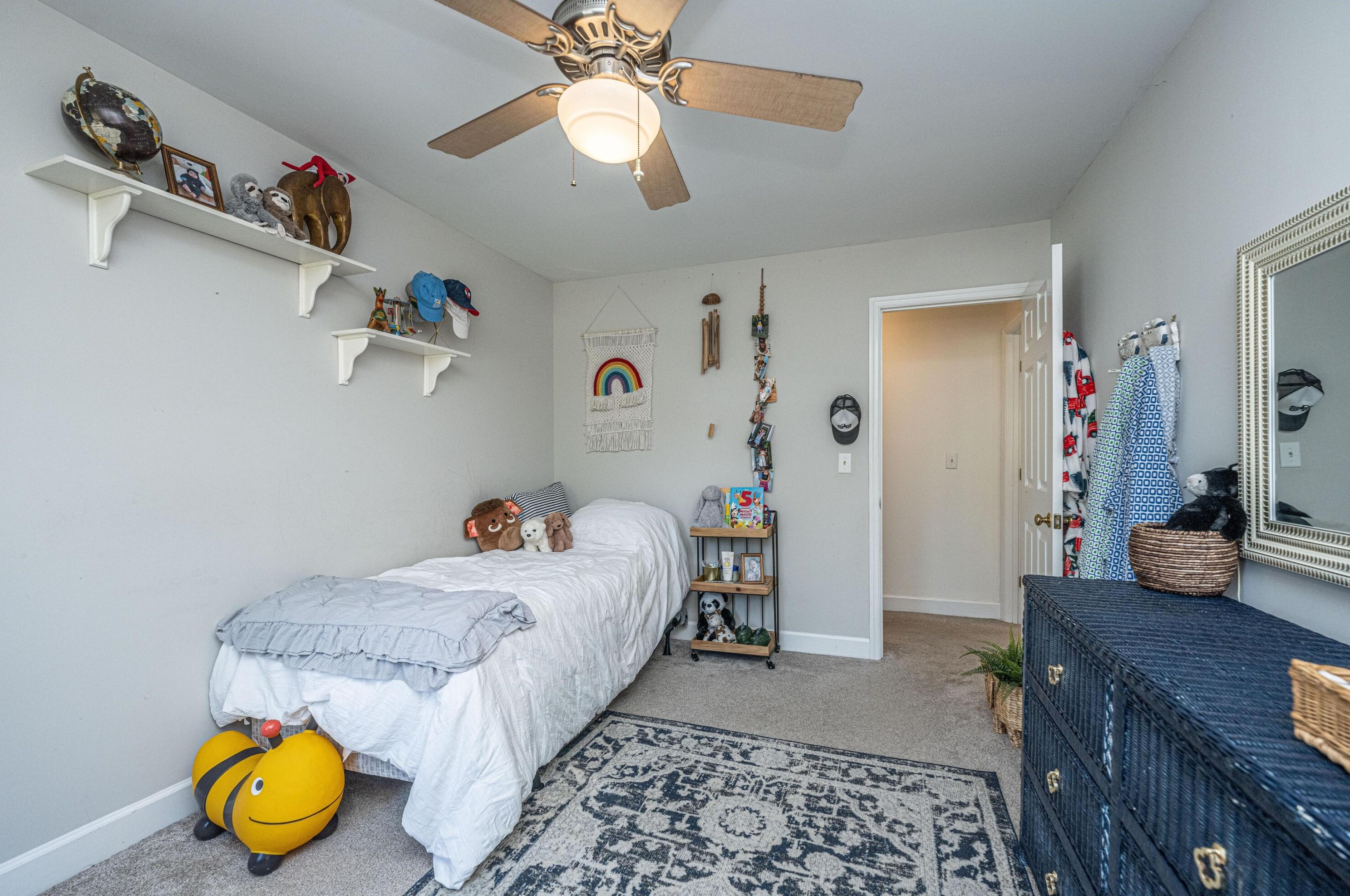 2211 Seroy St, Charleston SC  29412-2306 exterior
