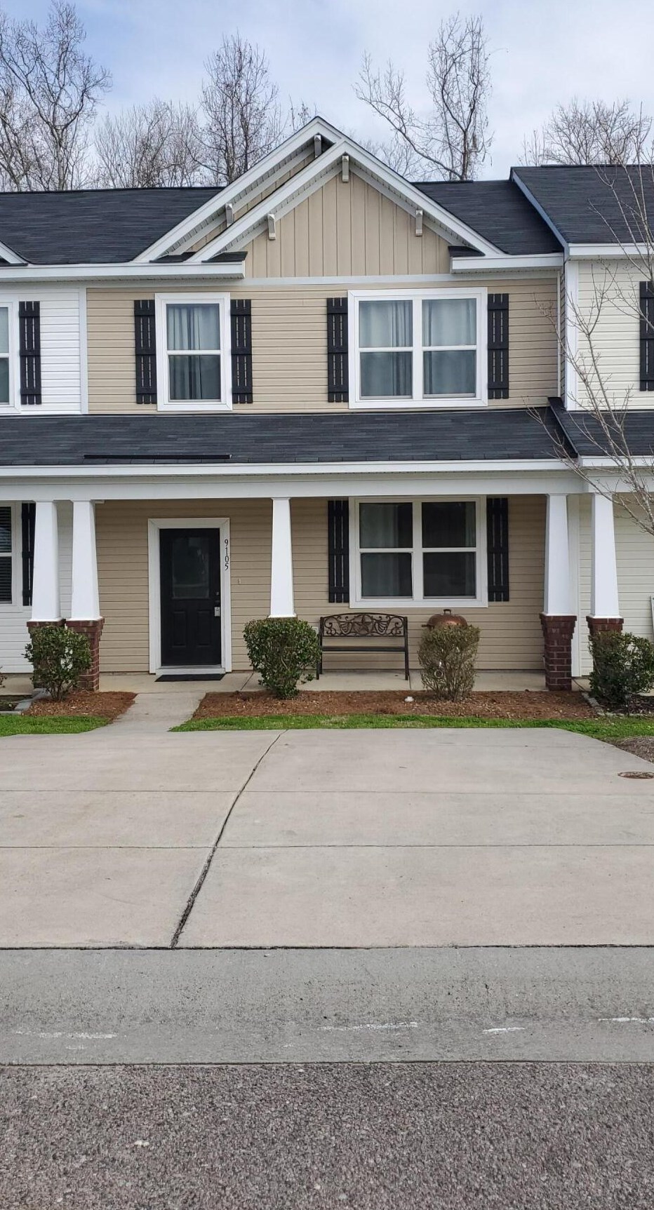 9105 Parlor Dr, Ladson, SC 29456