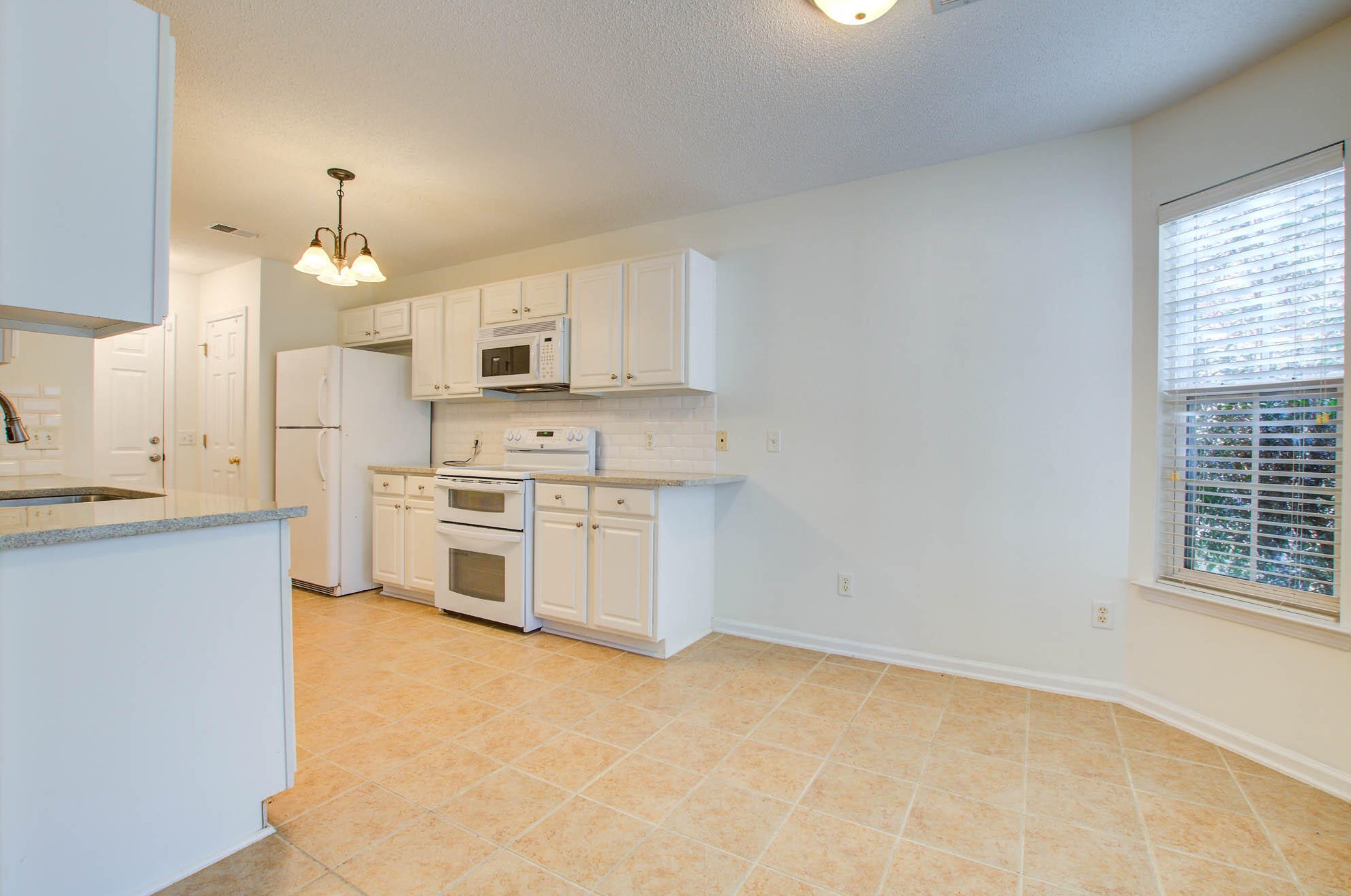 234 Everwood Ct, Moncks Corner SC  29461-6460 exterior