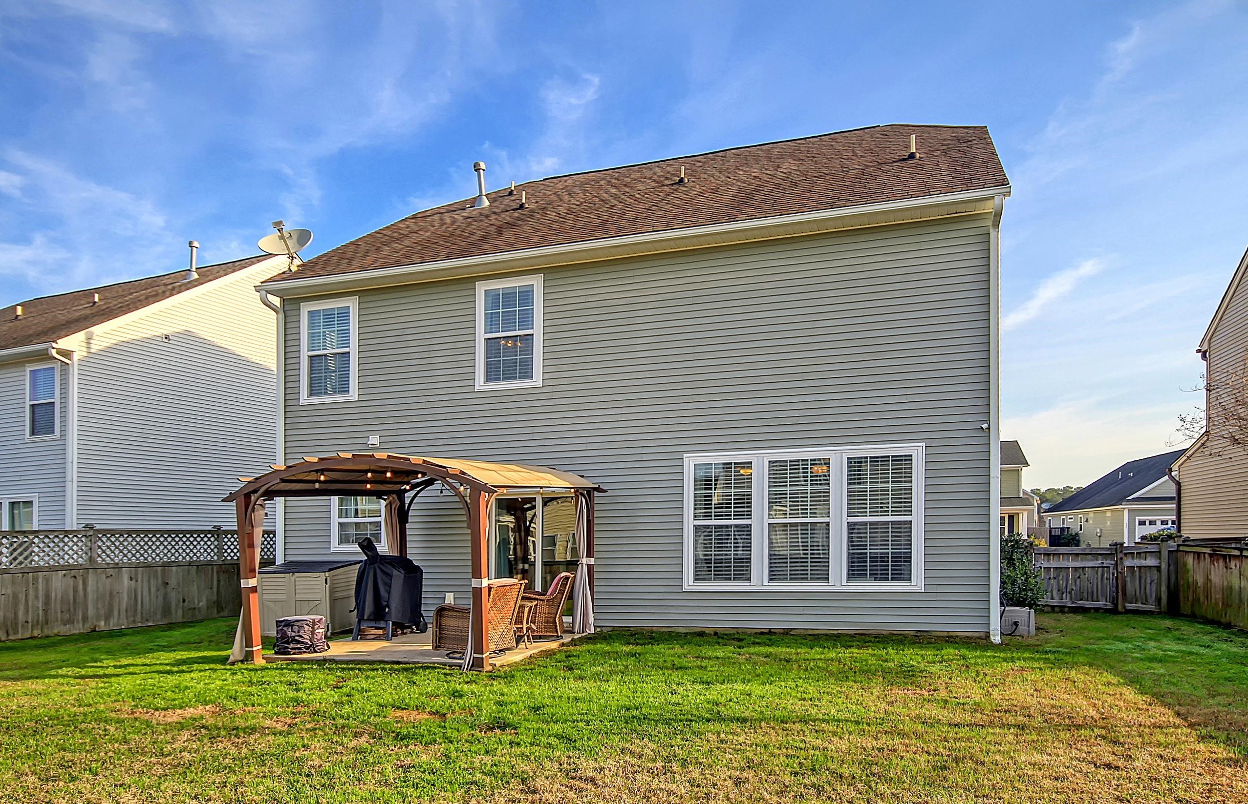 535 Crossland Dr, Moncks Corner SC  29461-8888 exterior