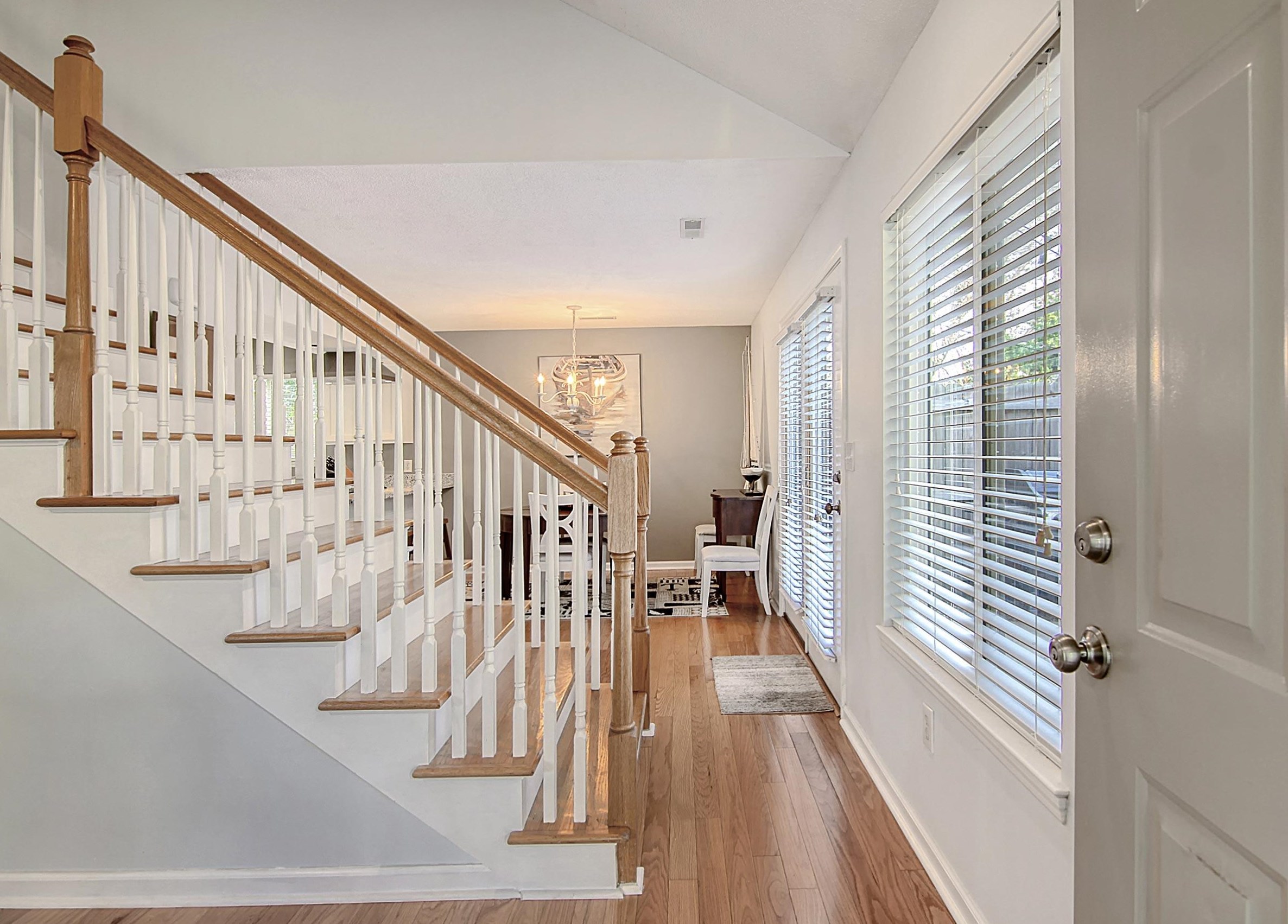 19 Maplecrest Dr, Charleston, SC 29412-3751