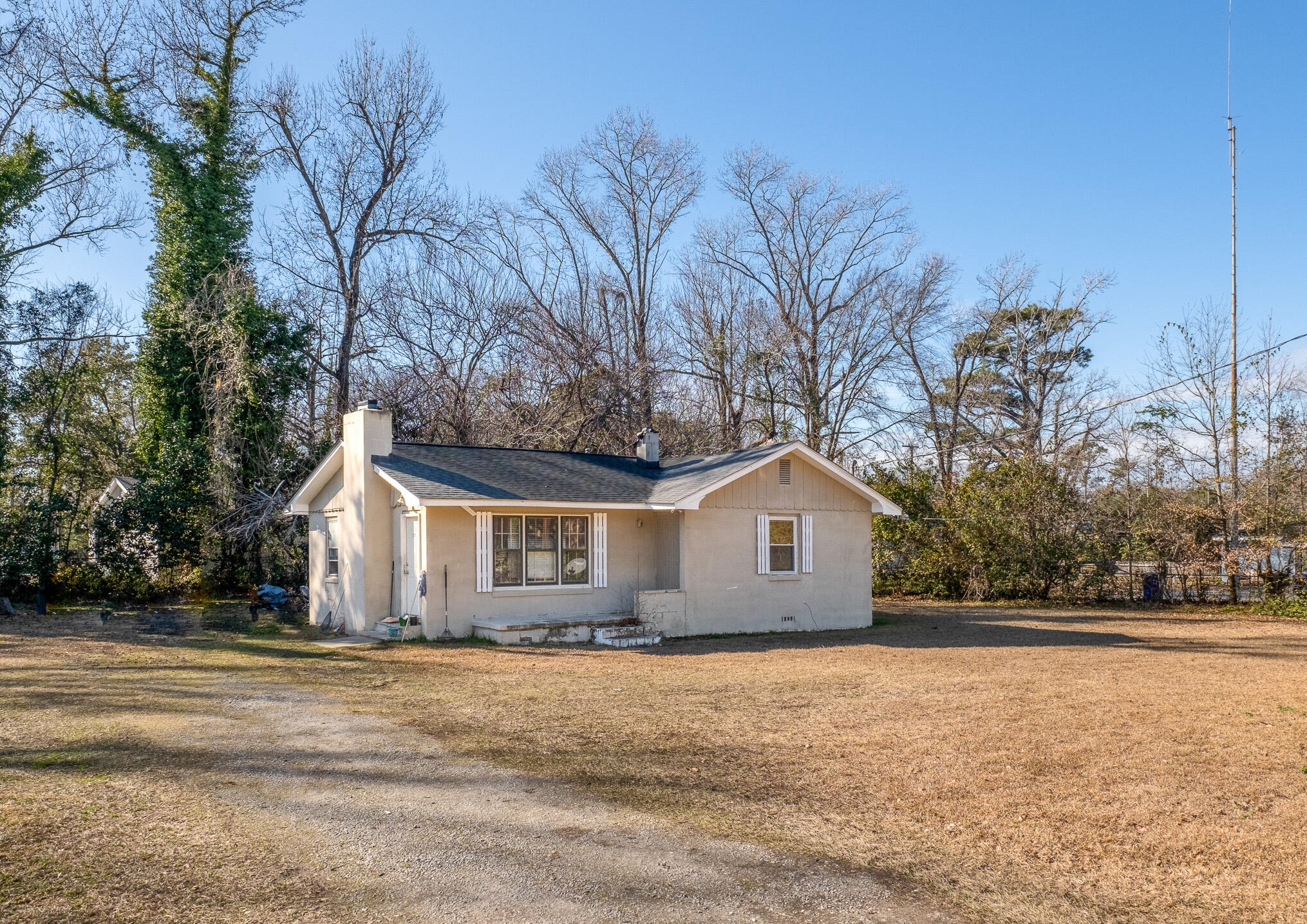 5133 Delta St, Charleston, SC 29406-6350
