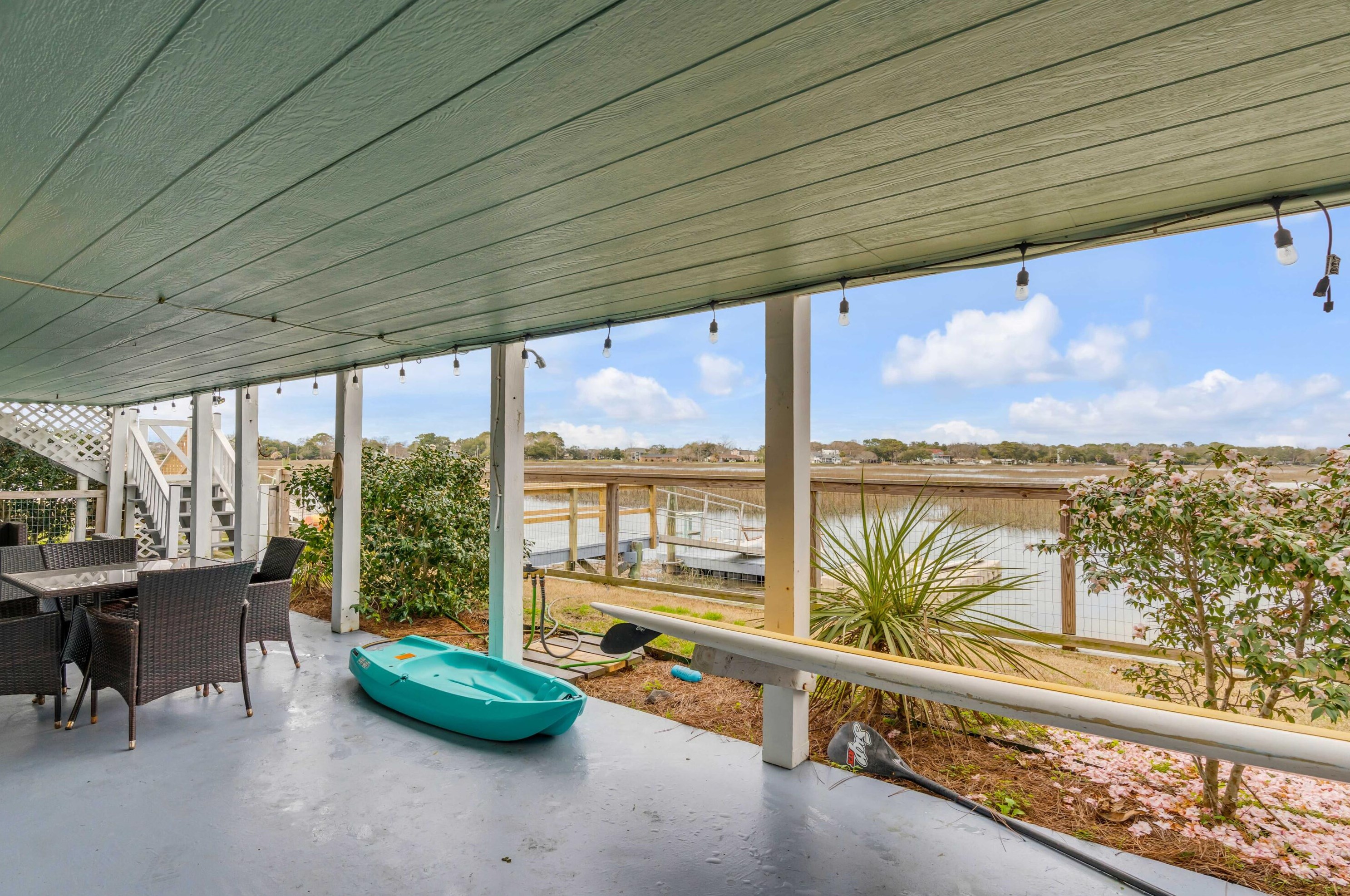 1616 Teal Marsh Rd, Charleston SC  29412-9505 exterior