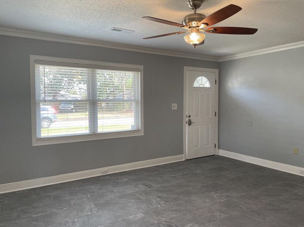 4765 Ivydale Dr, Charleston SC  29405-6736 exterior