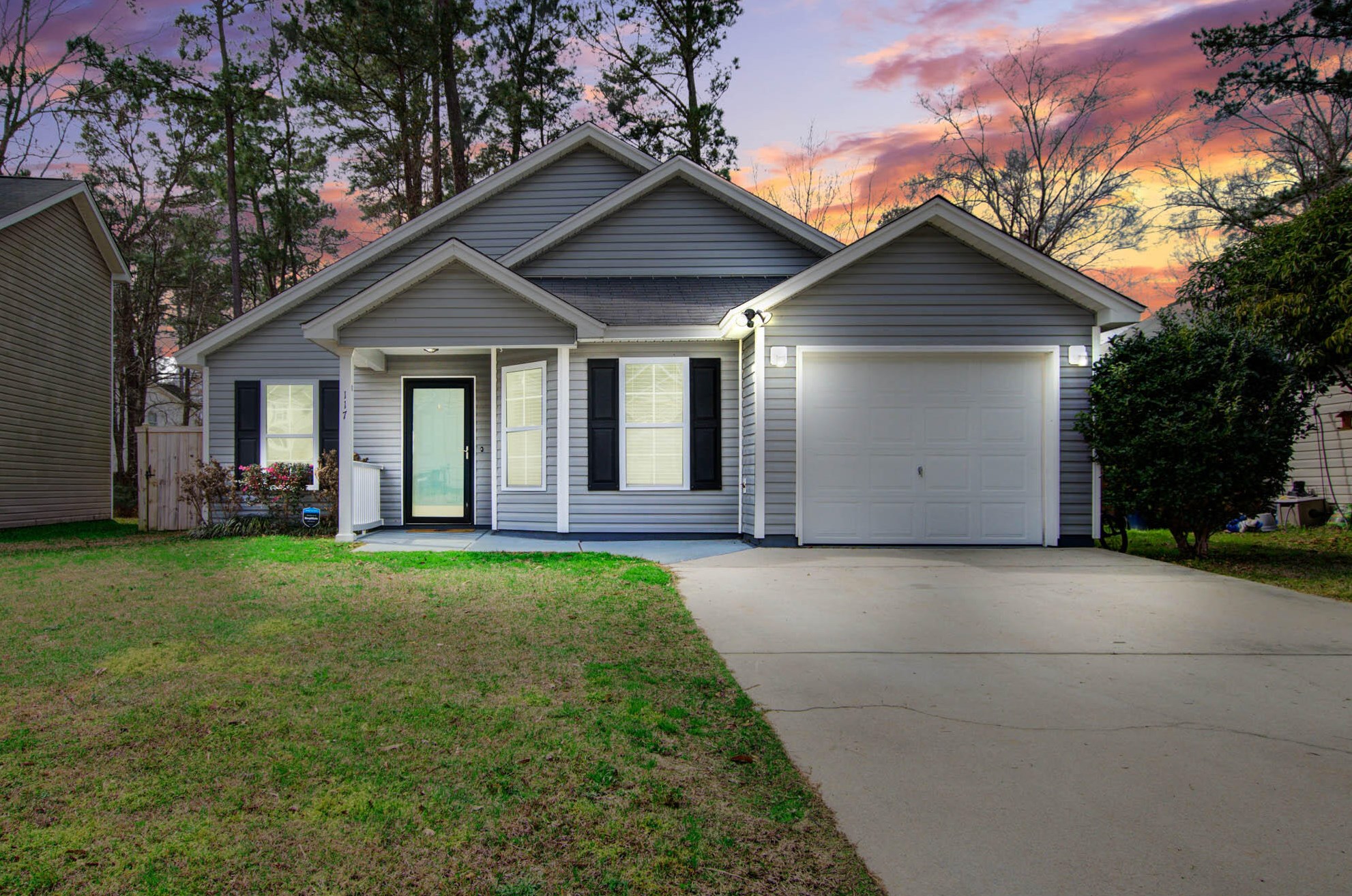 117 Trickle Dr, Summerville, SC 29483