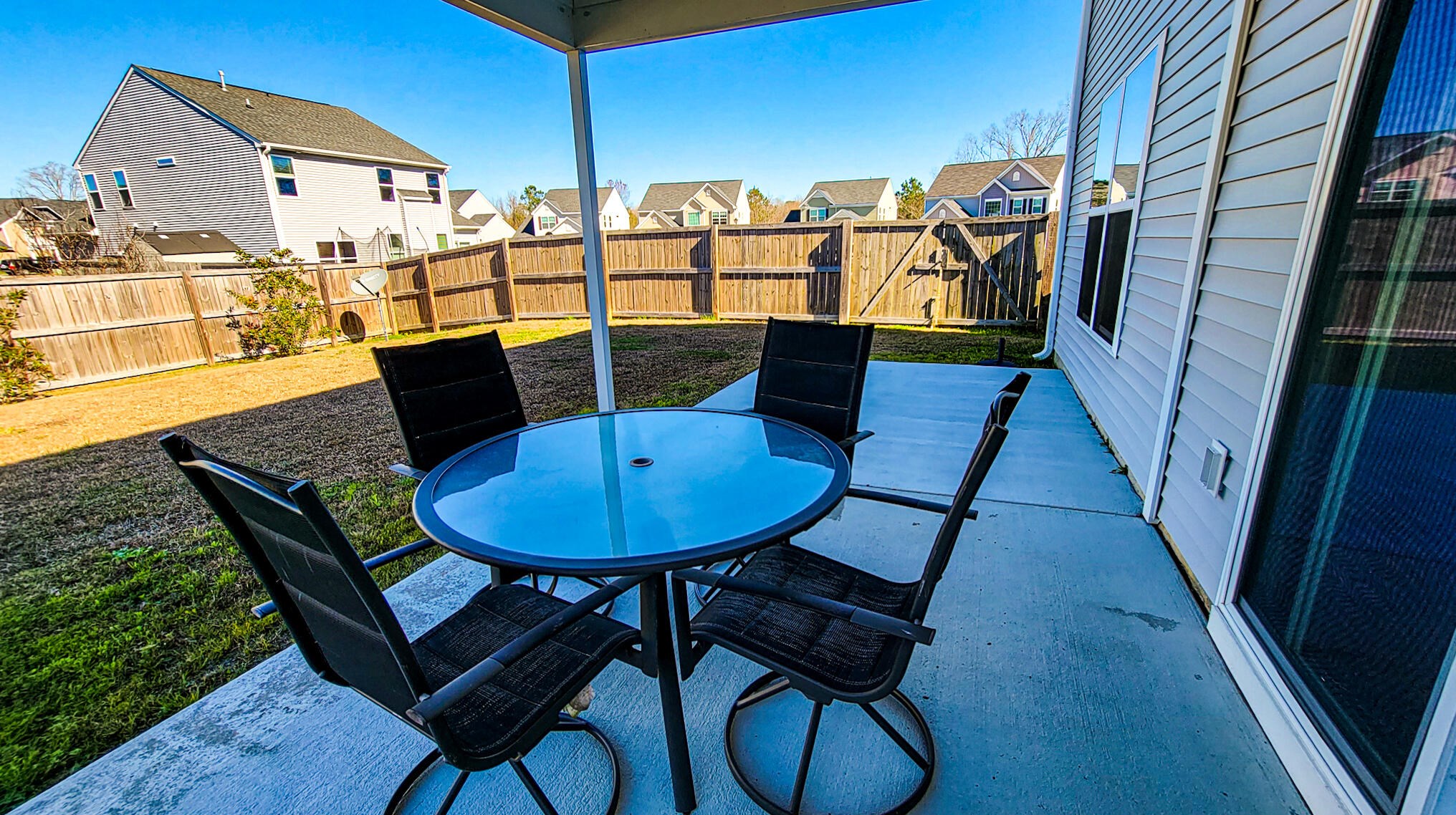 144 Weeping Cypress Dr, Moncks Corner SC  29461-6720 exterior