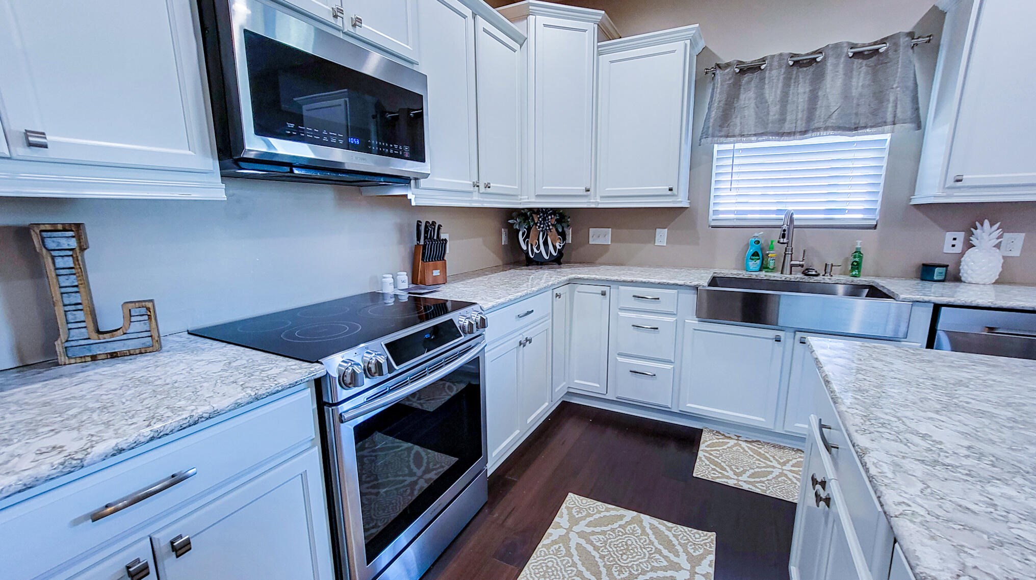 144 Weeping Cypress Dr, Moncks Corner SC  29461-6720 exterior