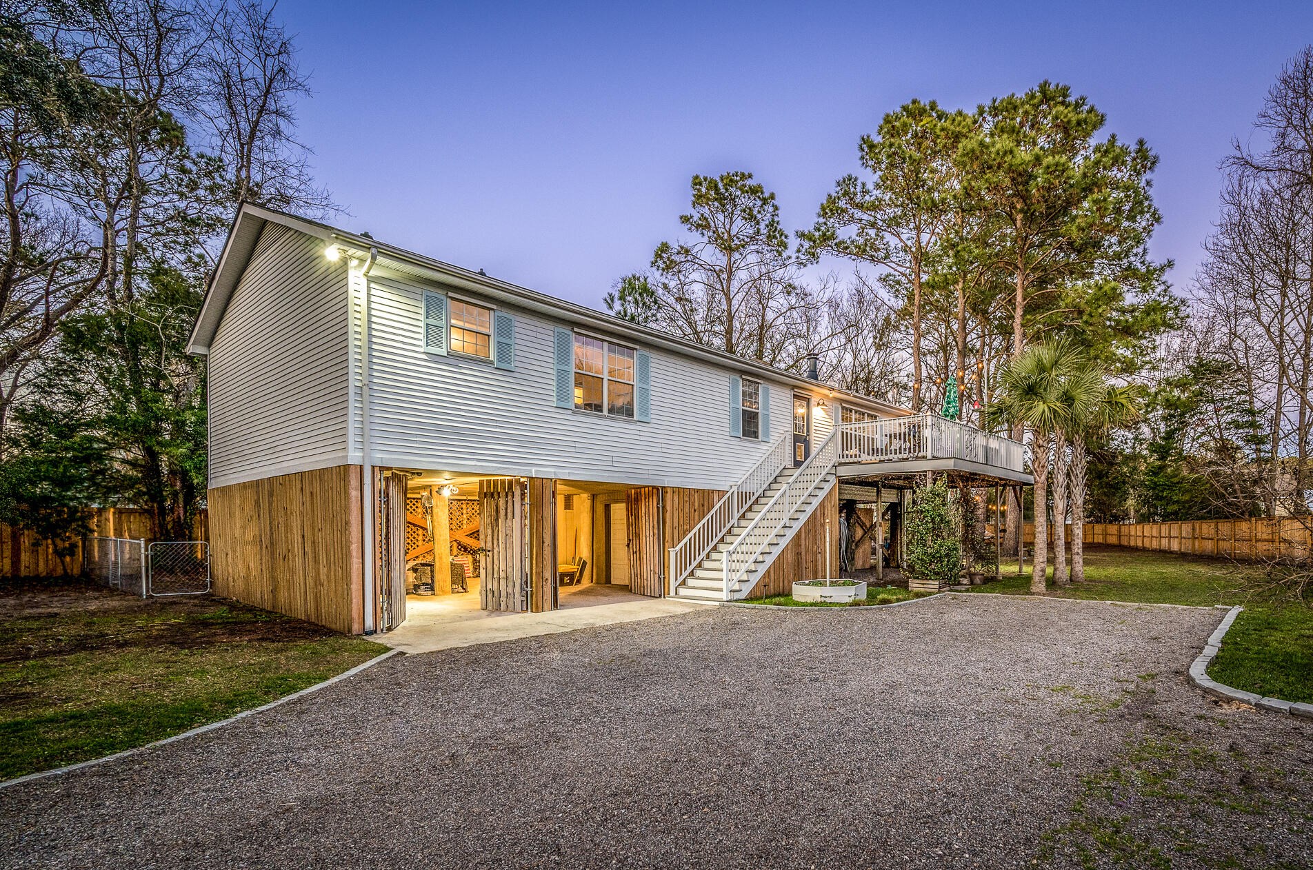 1581 Periwinkle Dr, Mount Pleasant, SC 29466
