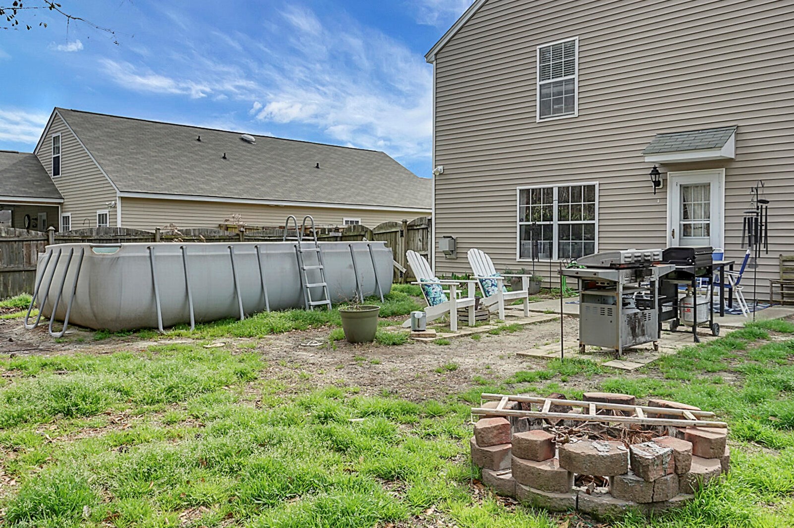 2036 Robin Wood Blvd, Moncks Corner SC  29461-3423 exterior