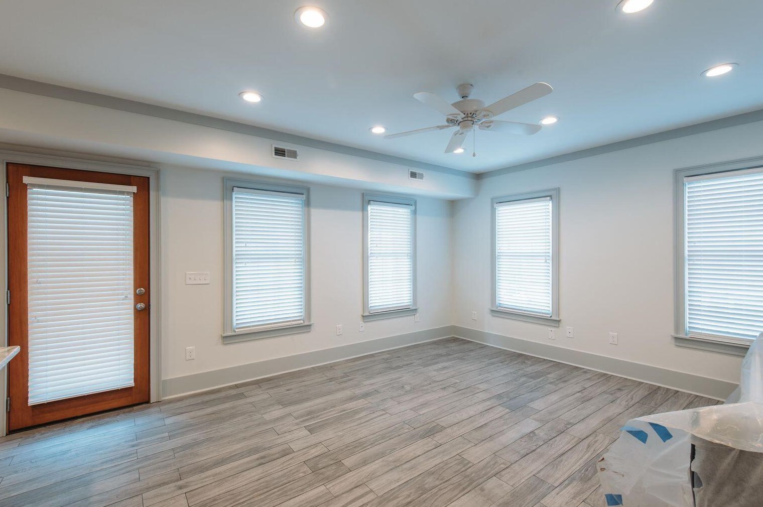 10 Orrs Ct Apt A, Charleston, SC