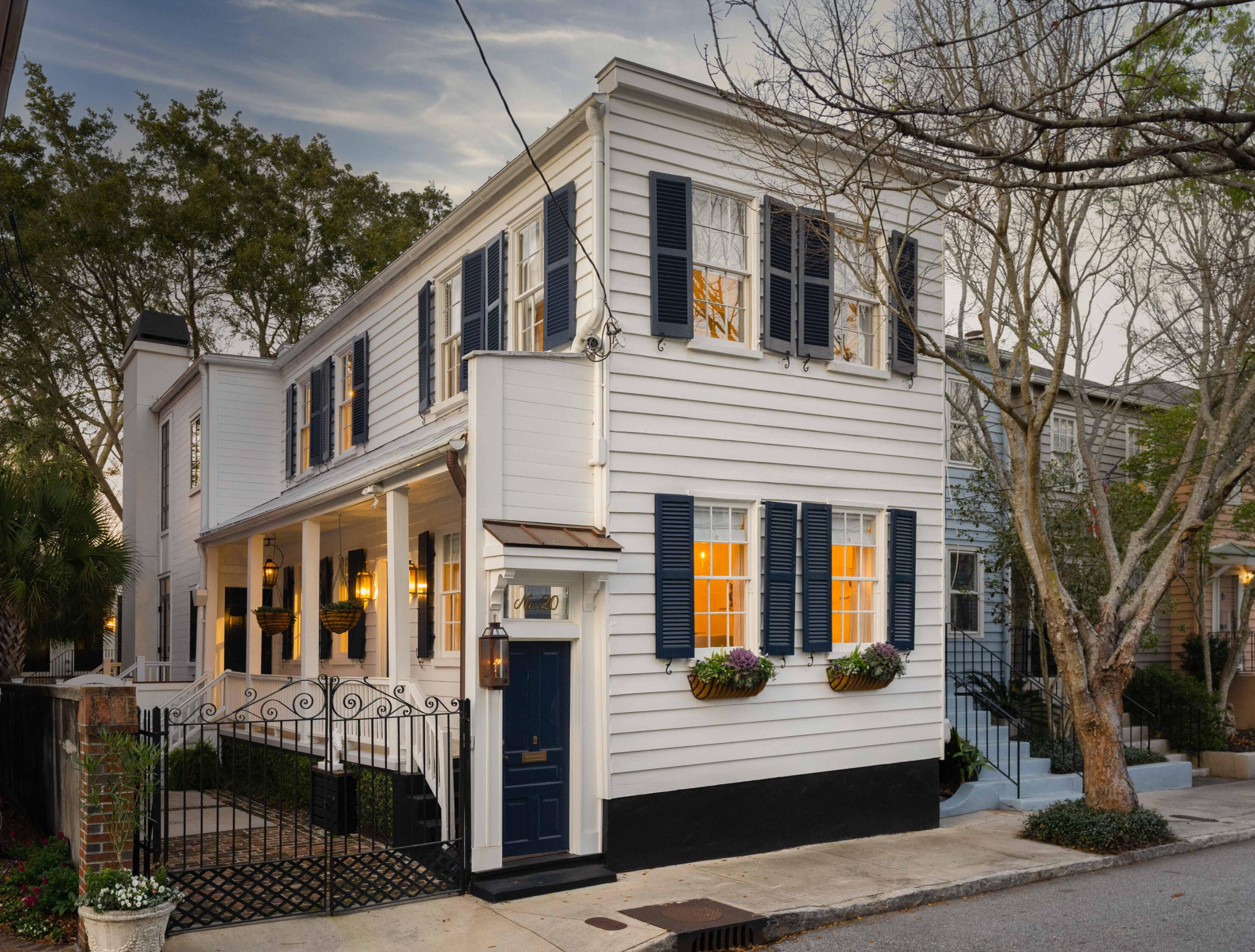 20 Short St, Charleston, SC 29401-1908