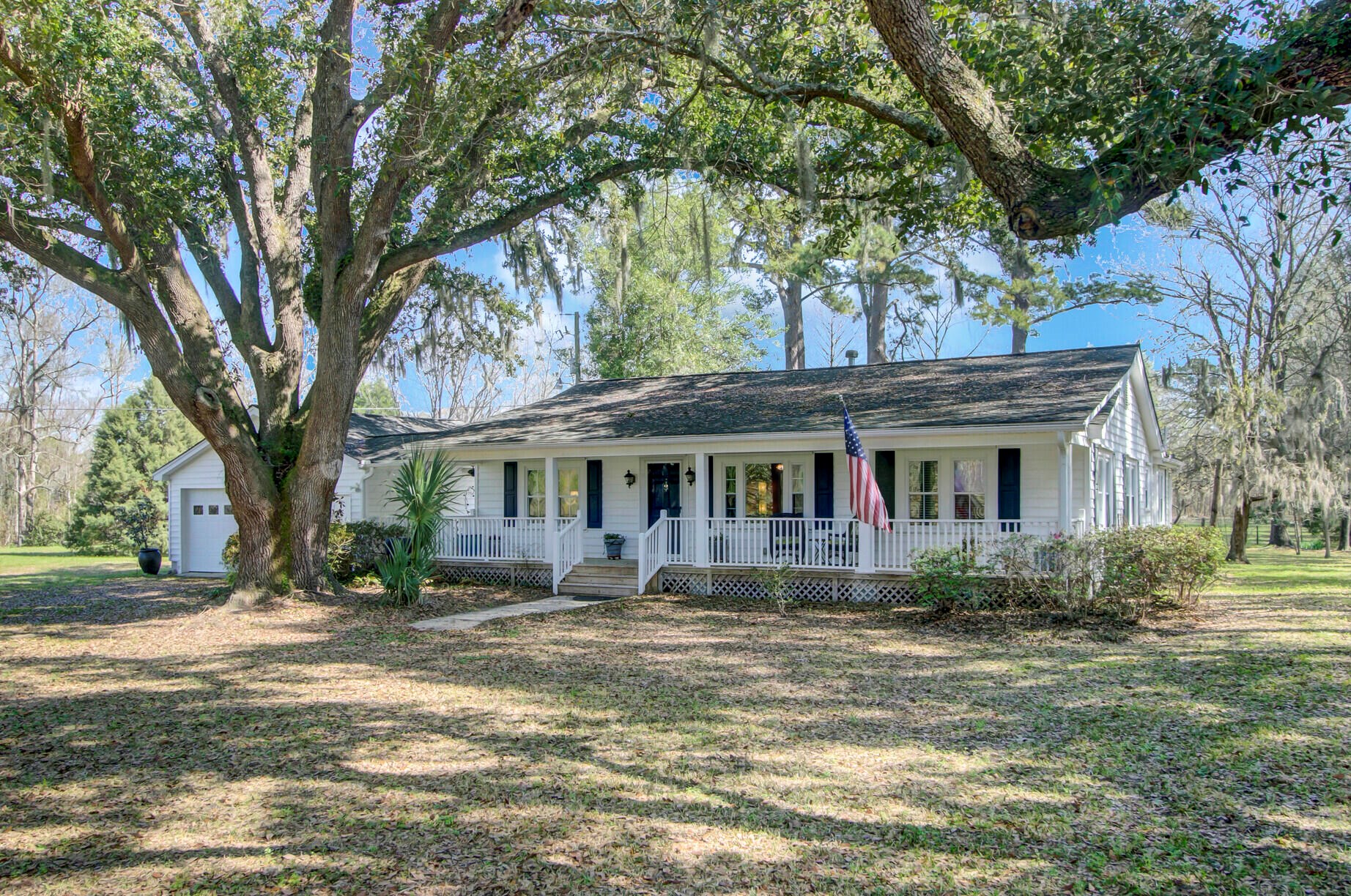 5010 Storage Rd, Meggett, SC 29449