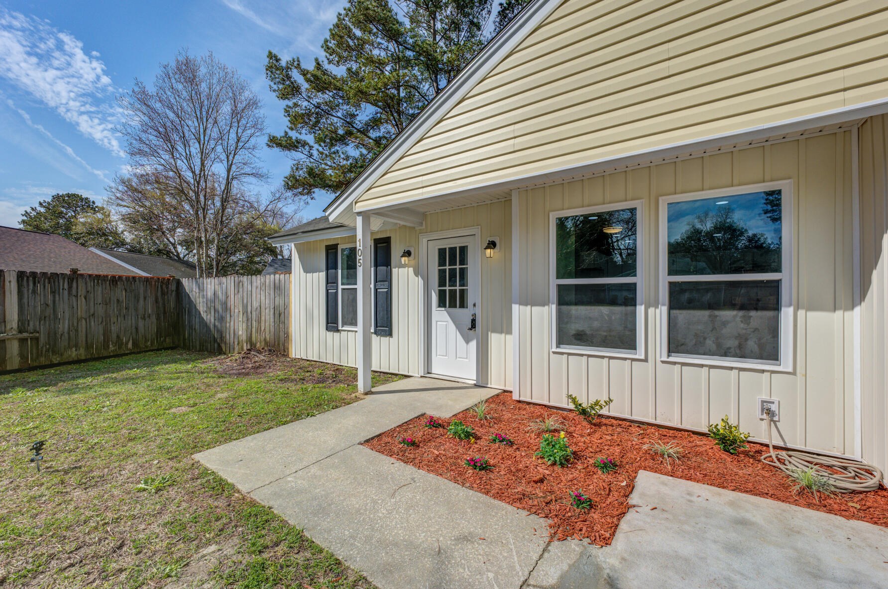 105 Donegal Ln, Summerville, SC 29486