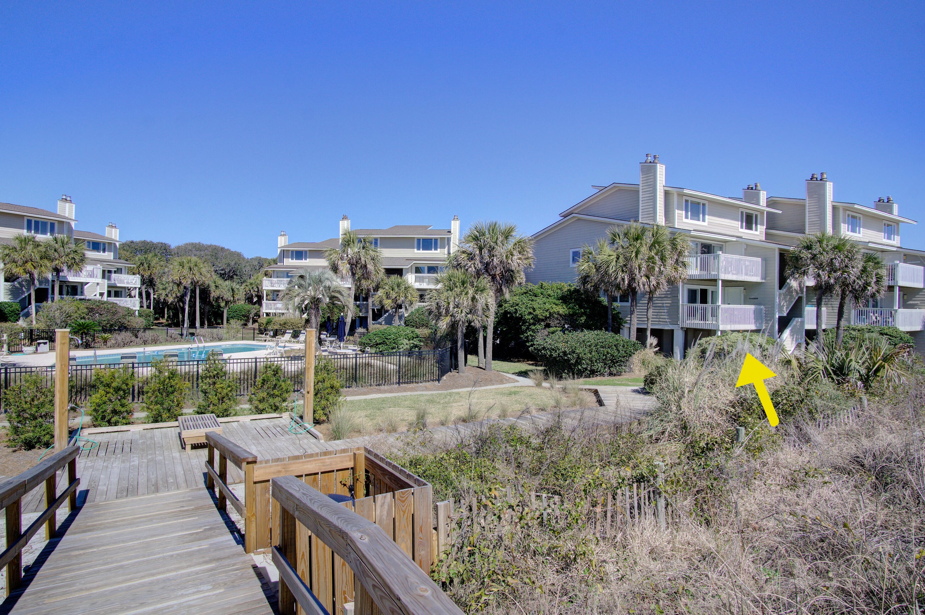 2 Seagrove Ln #b, Isle of Palms, SC 29451