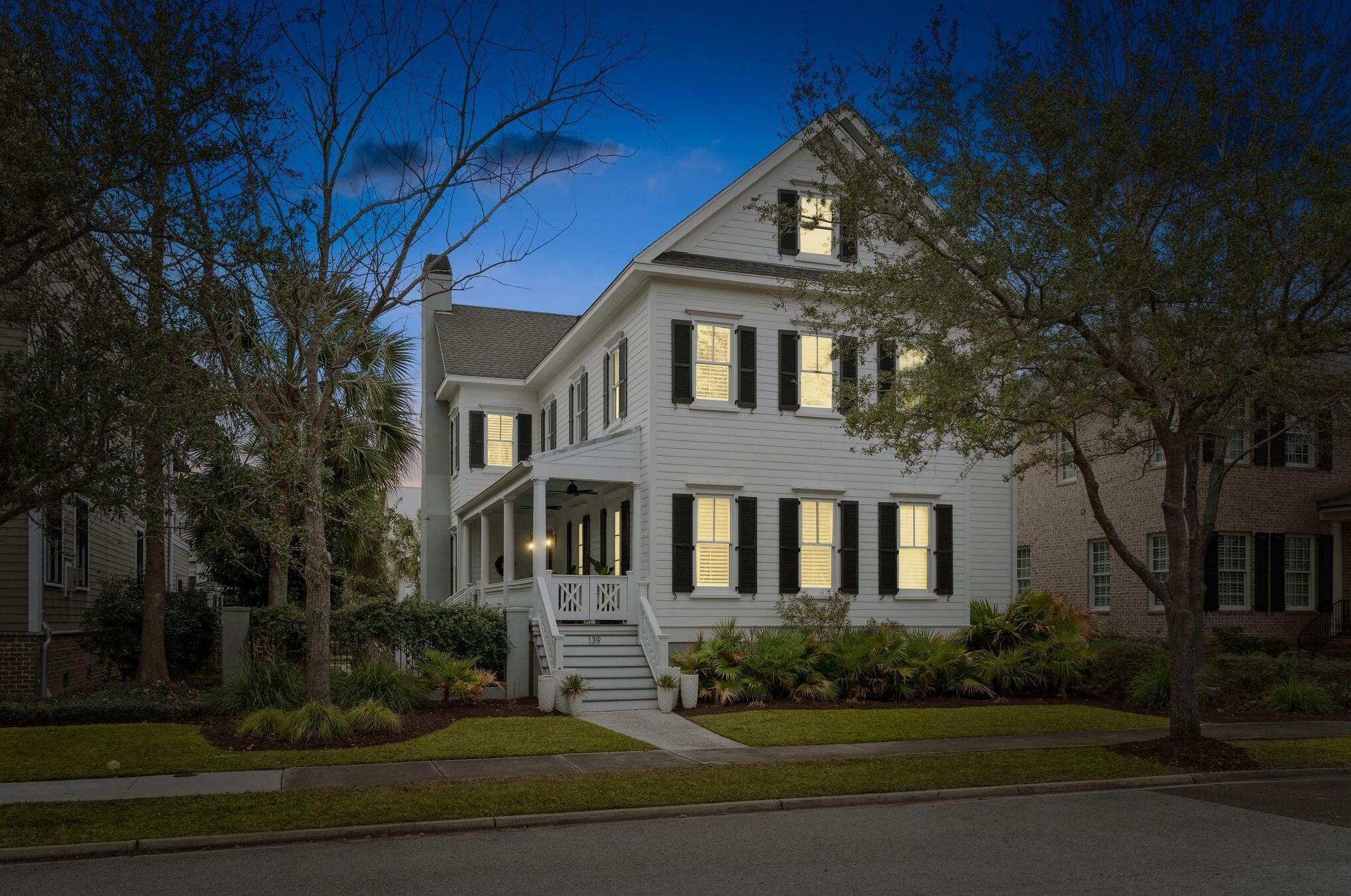139 King George St, Charleston SC  29492-8139 exterior