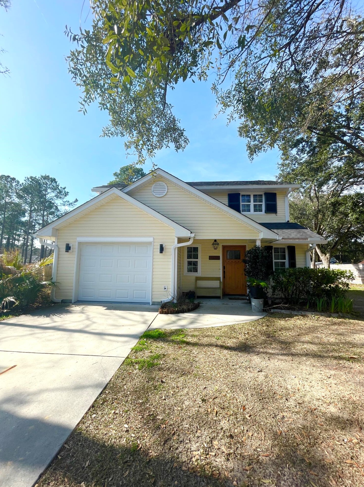 1562 Burnswick Dr, Johns Island, SC 29455