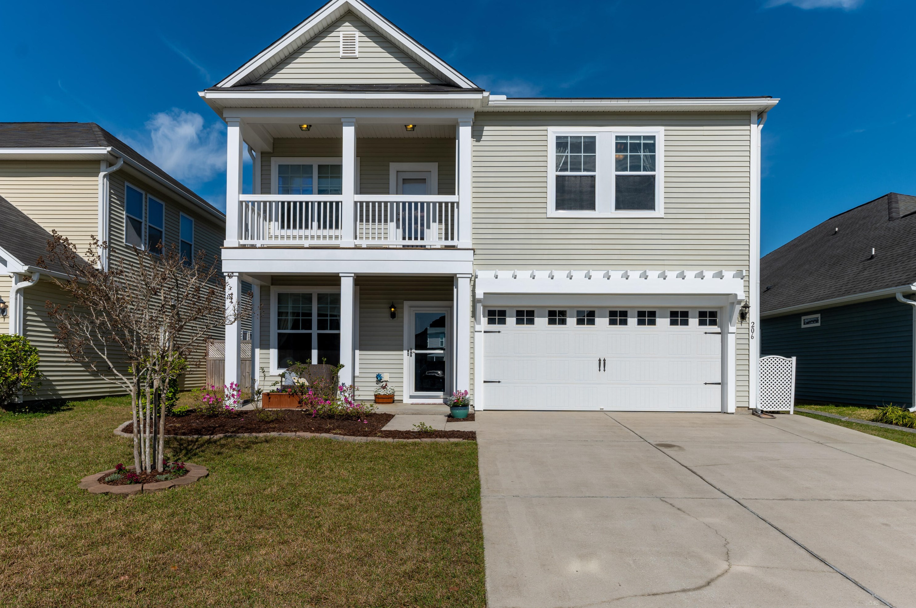 206 Topsaw Ln, Moncks Corner, SC 29461-8890