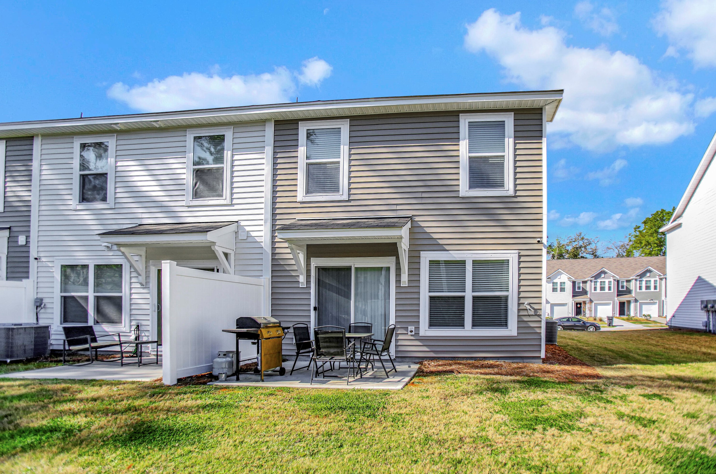 4679 Palm View Cir, Charleston SC  29418-5024 exterior