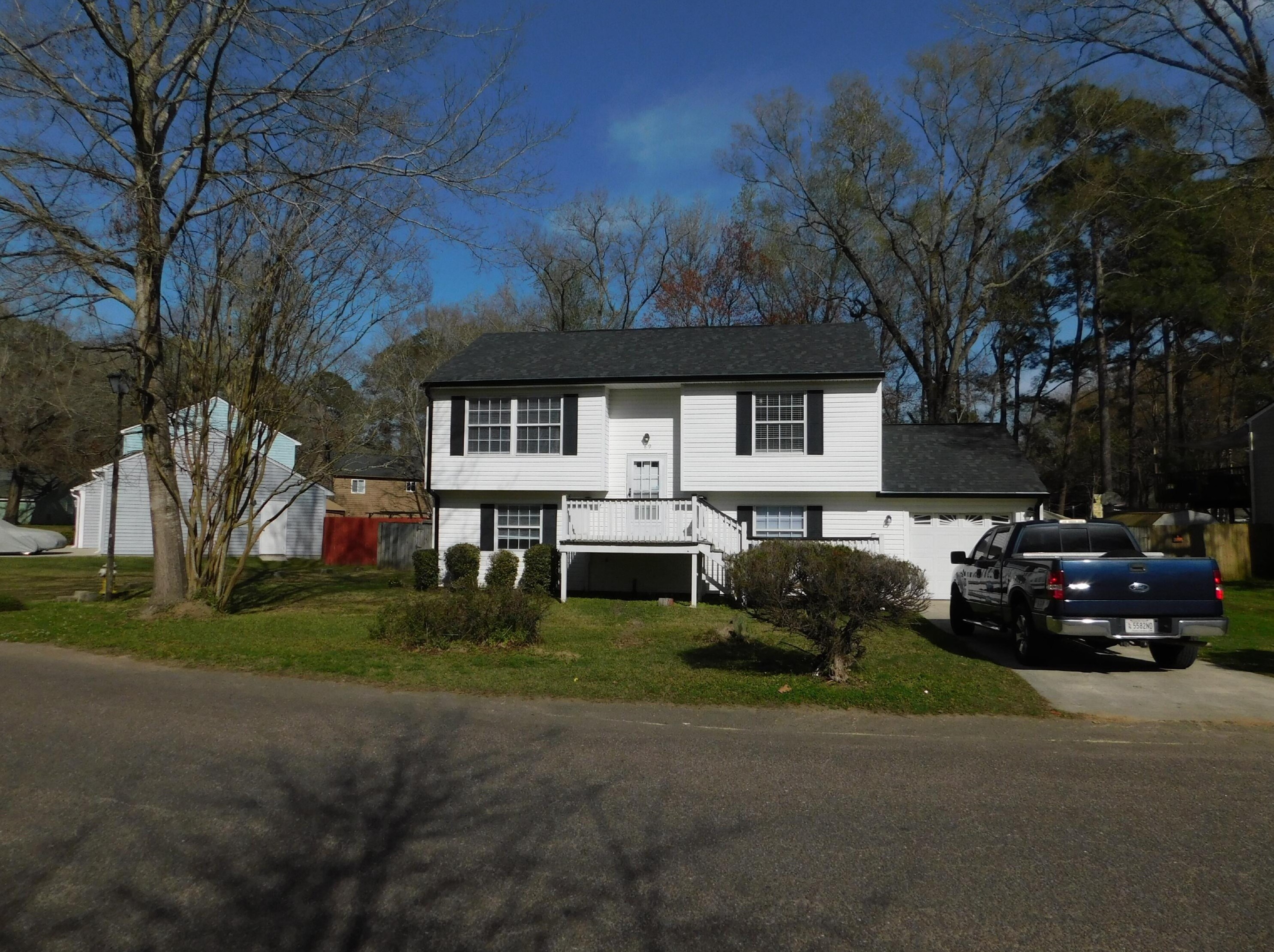 89 Peppertree Ln, Charleston, SC 29420