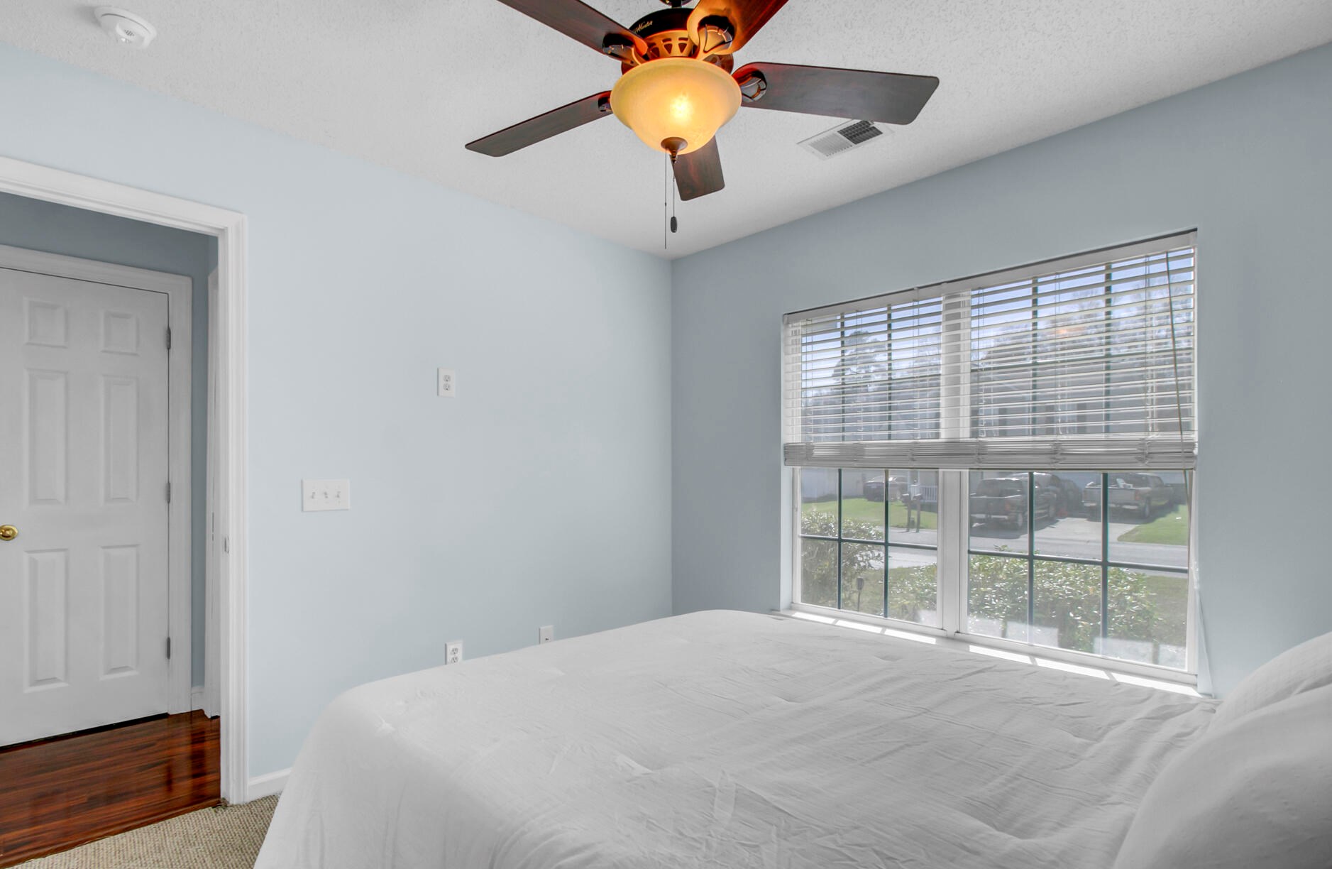 1421 Pinethicket Dr, Summerville SC  29483-8661 exterior